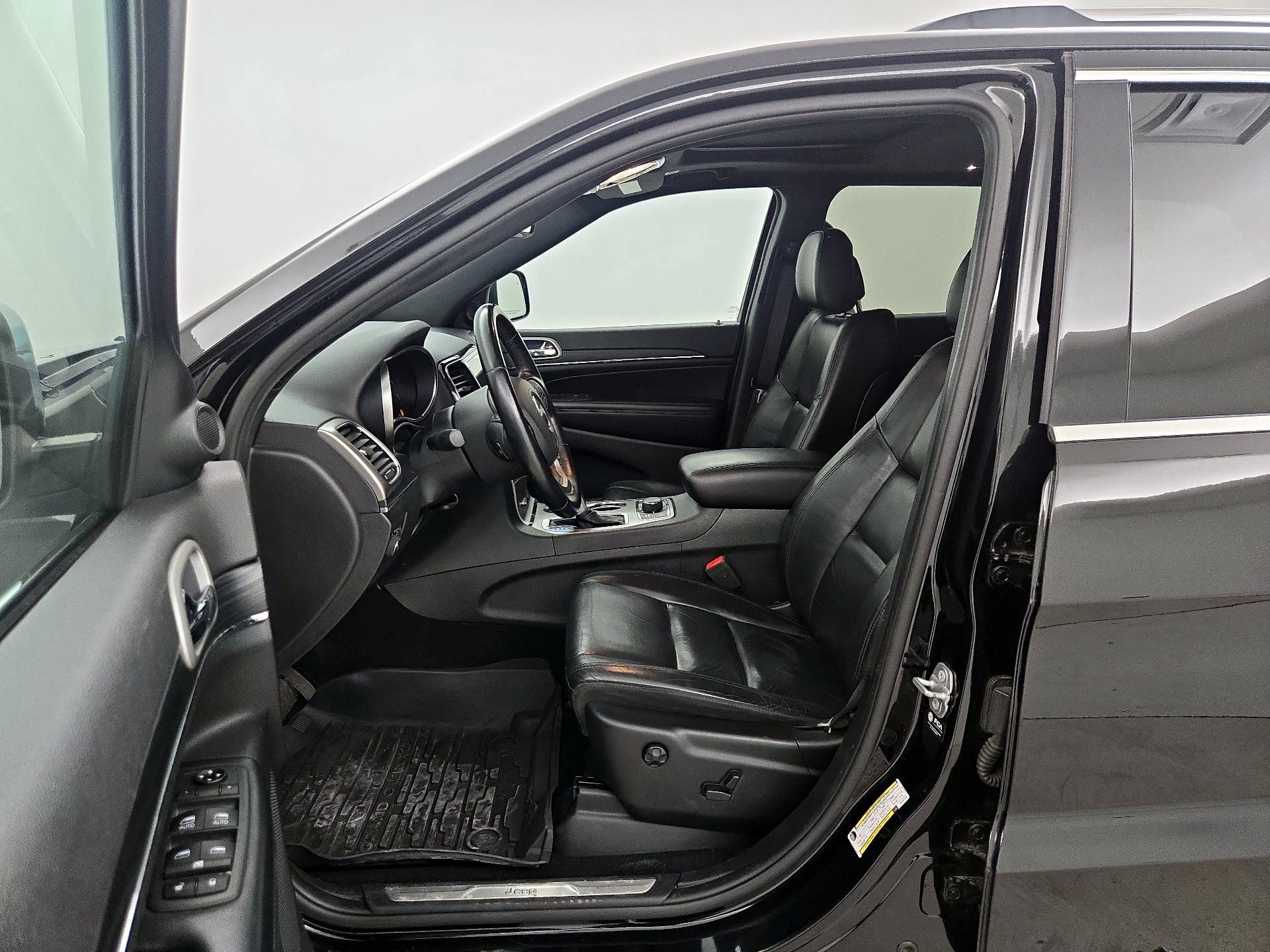 Thumbnail: 2021 Jeep Grand Cherokee - 11