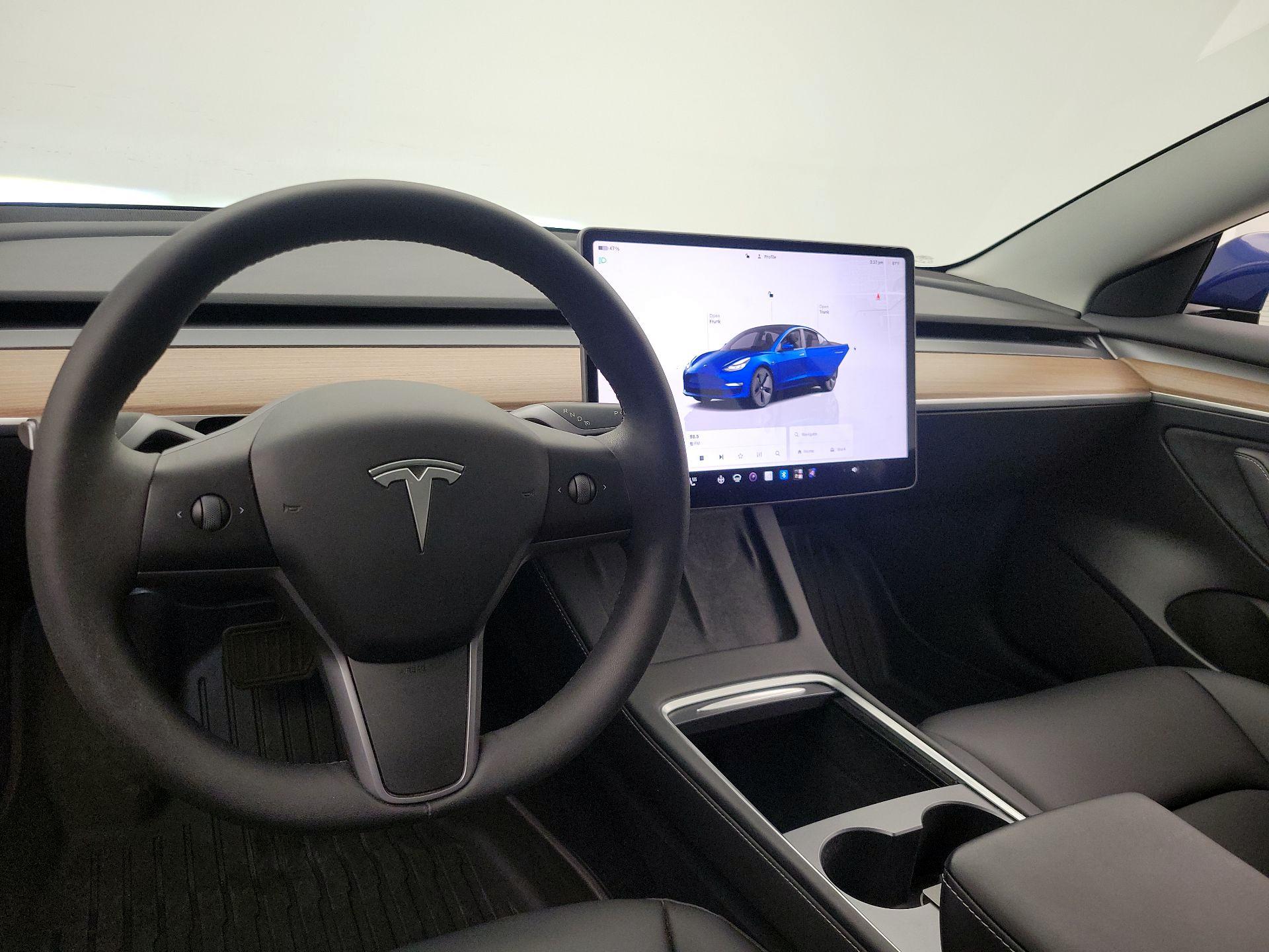 Thumbnail: 2023 Tesla Model 3 - 9