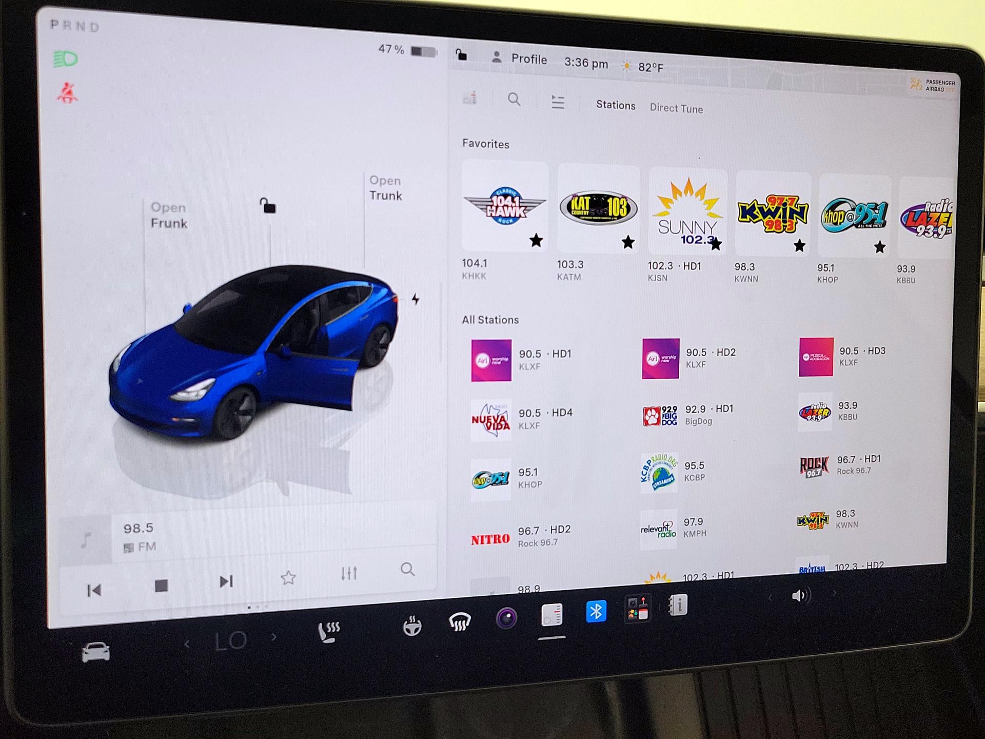 Thumbnail: 2023 Tesla Model 3 - 15