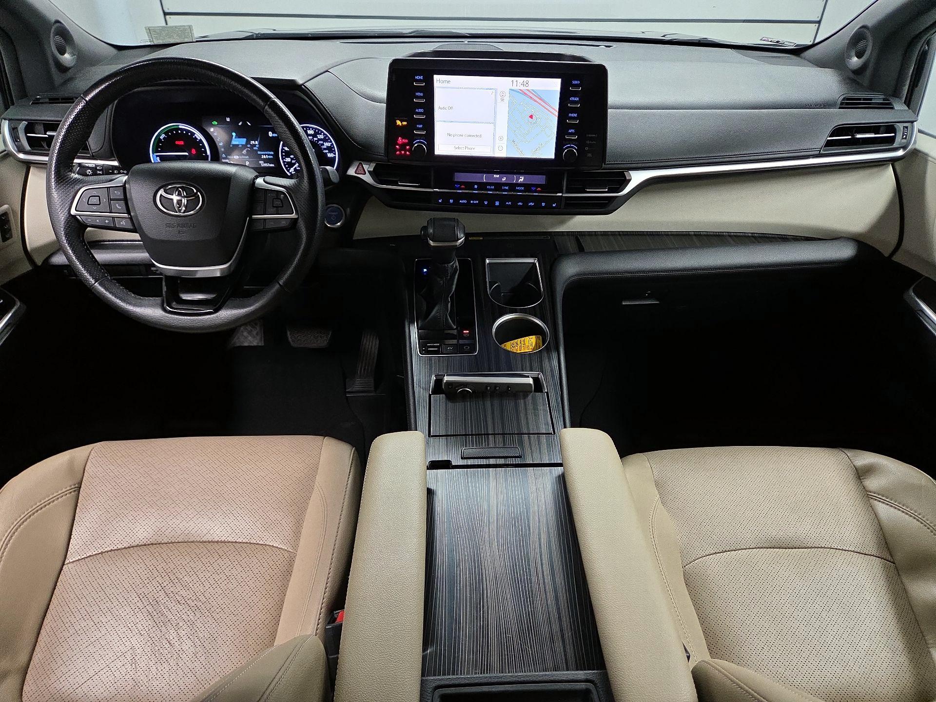 Thumbnail: 2021 Toyota Sienna - 9
