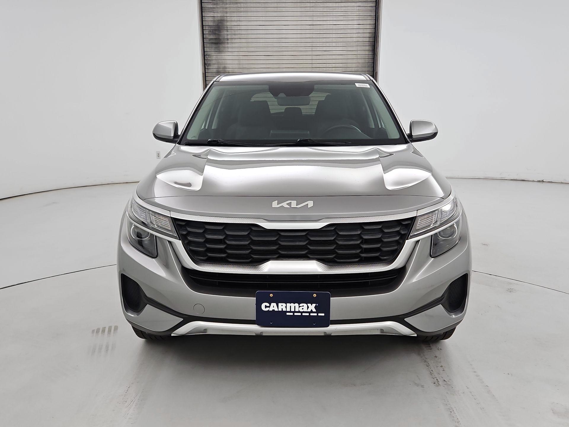 Thumbnail: 2022 Kia Seltos - 2