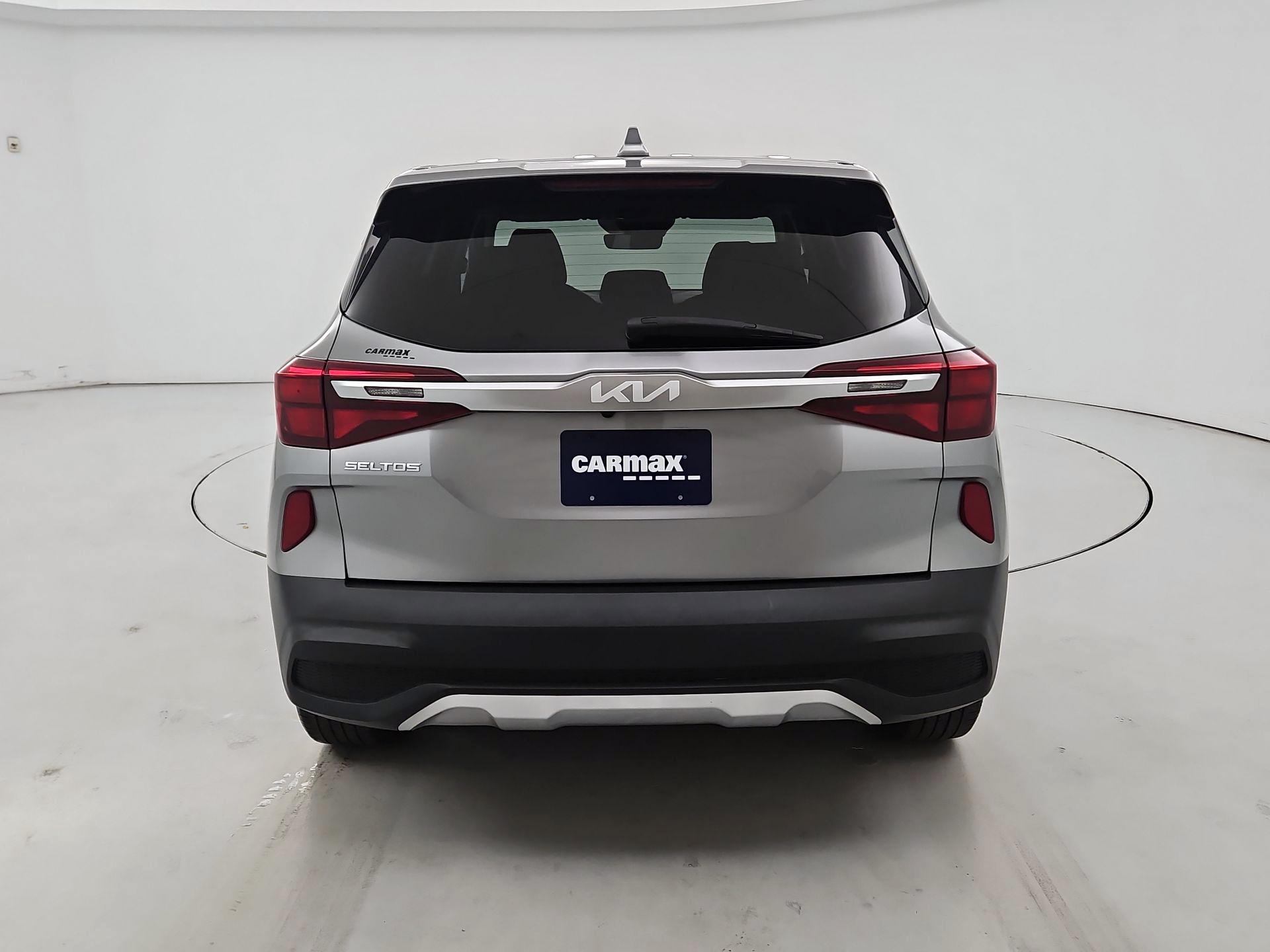 Thumbnail: 2022 Kia Seltos - 6