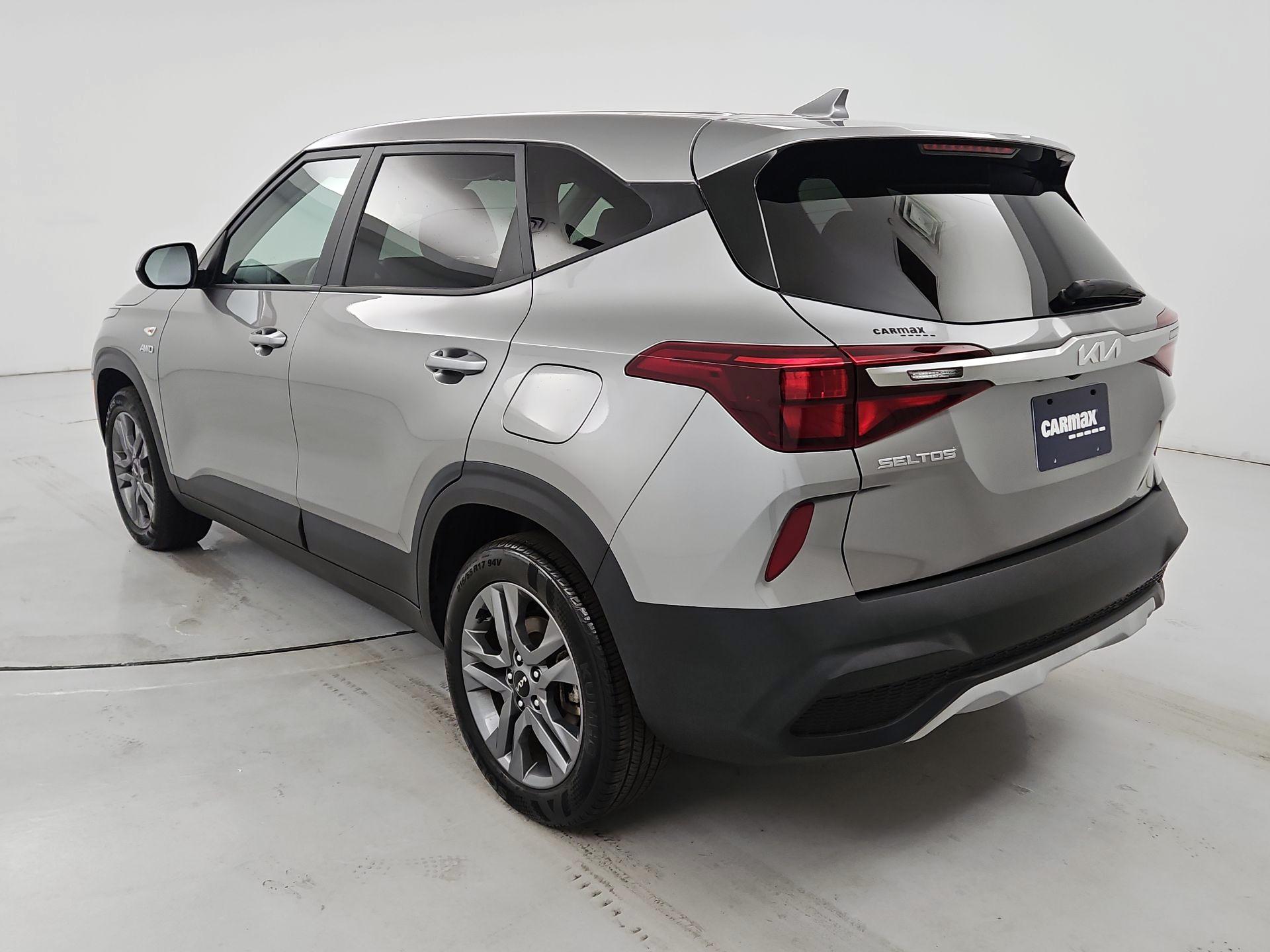 Thumbnail: 2022 Kia Seltos - 7