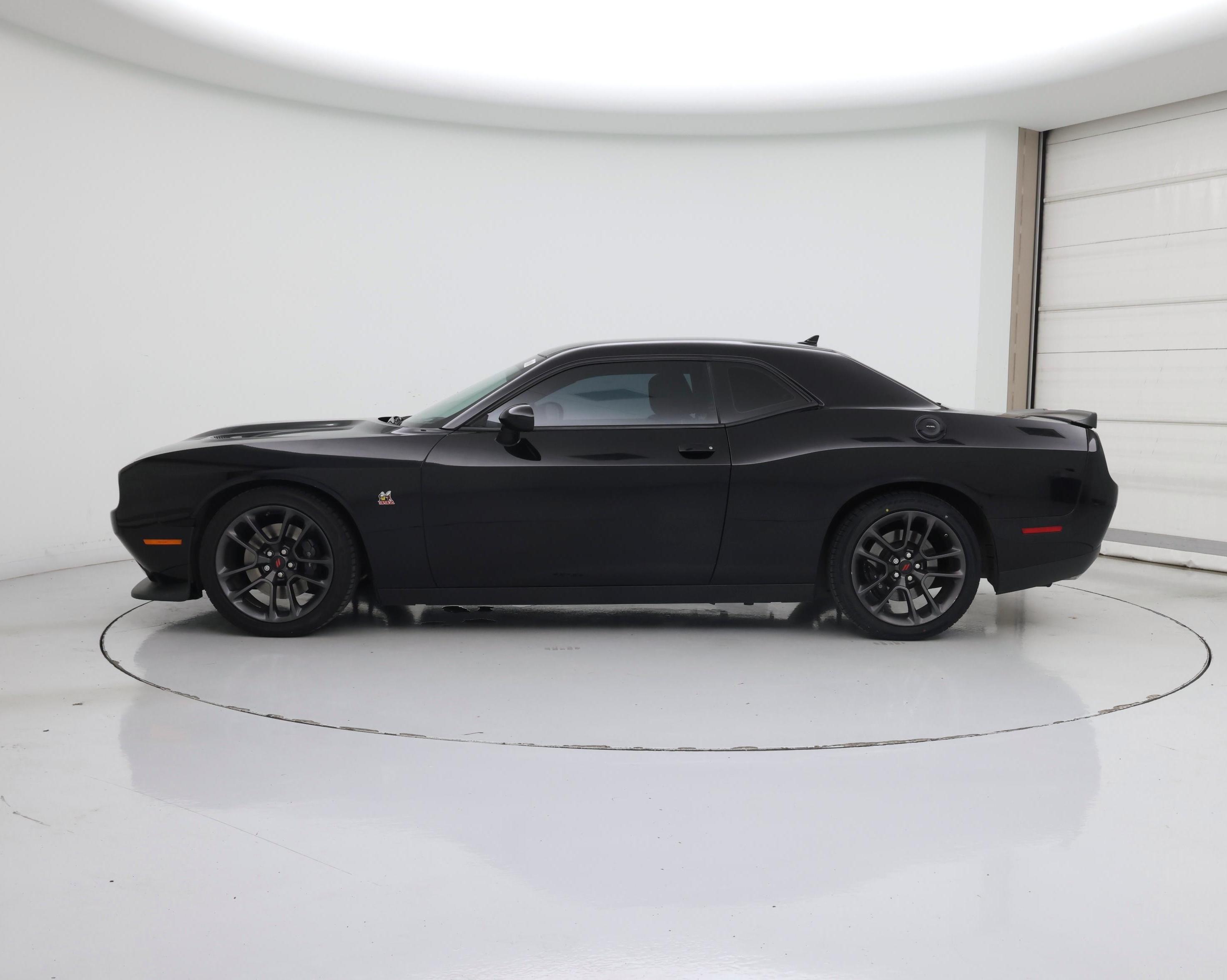 Thumbnail: 2022 Dodge Challenger - 3