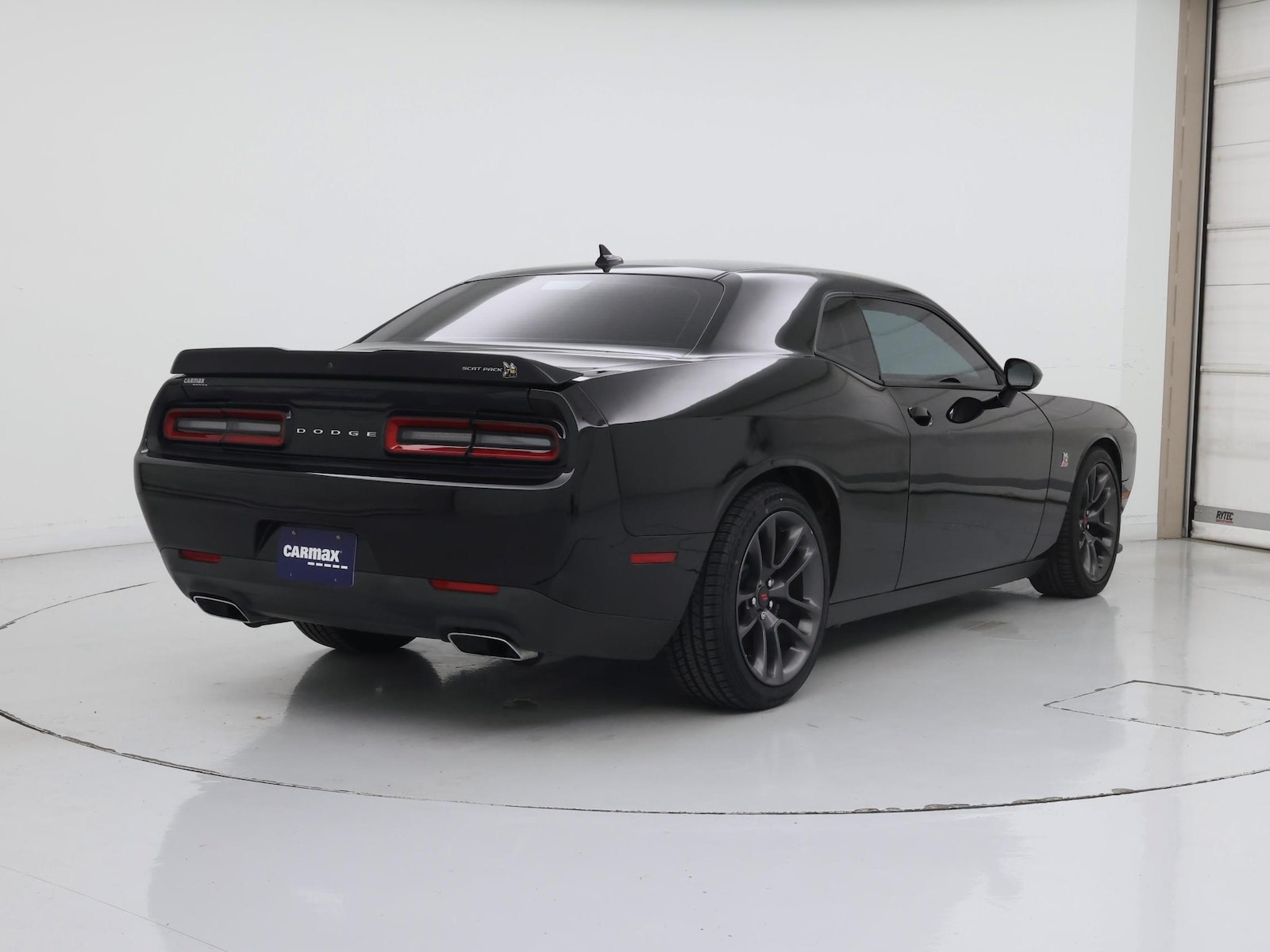 2022 Dodge Challenger R/T - Photo 9