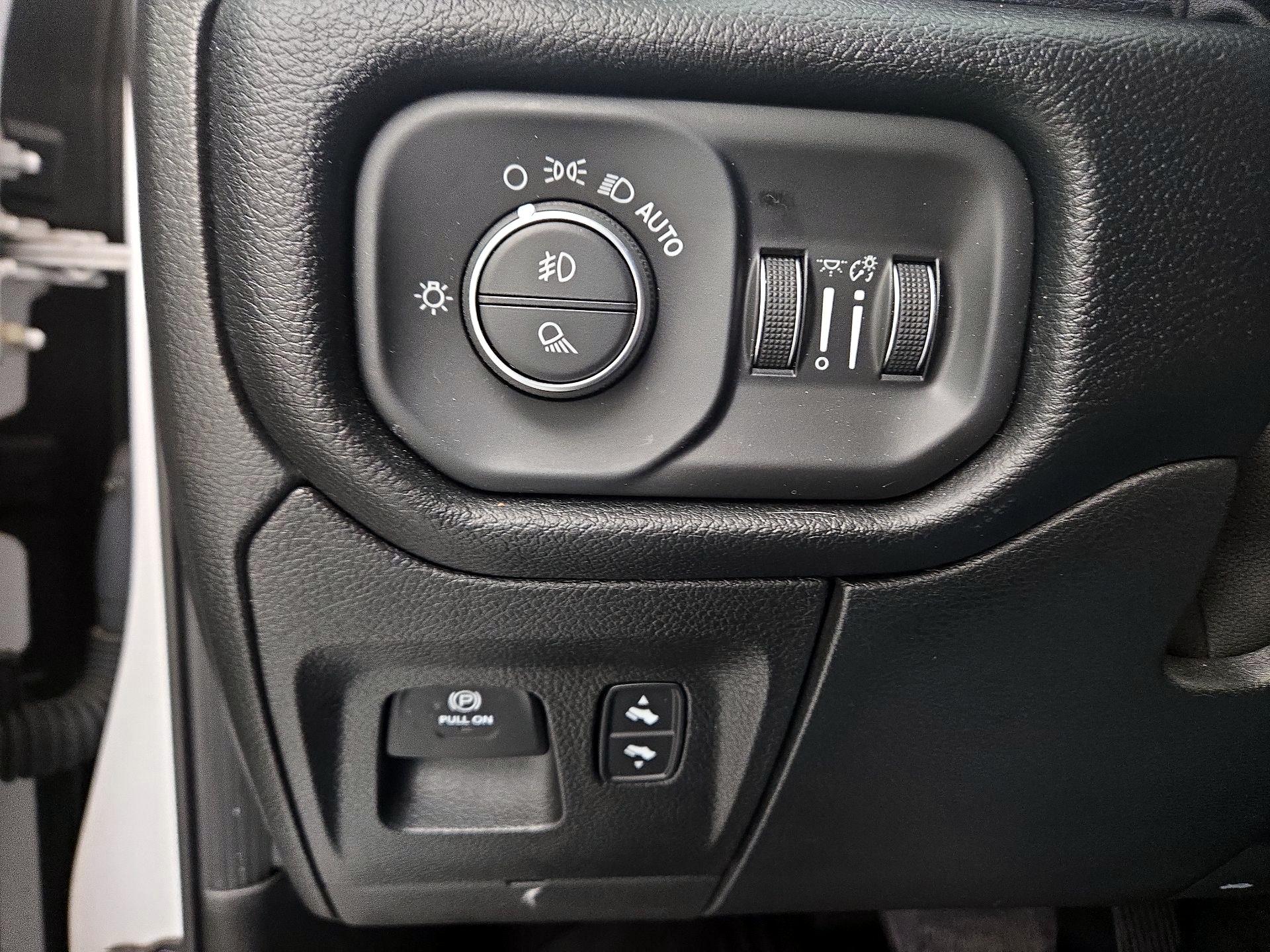 Thumbnail: 2020 RAM 1500 - 13