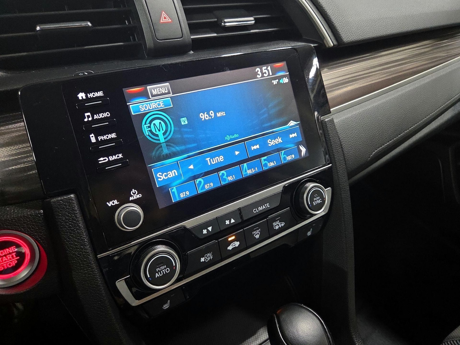 2021 Honda Civic EX-L - Photo 16
