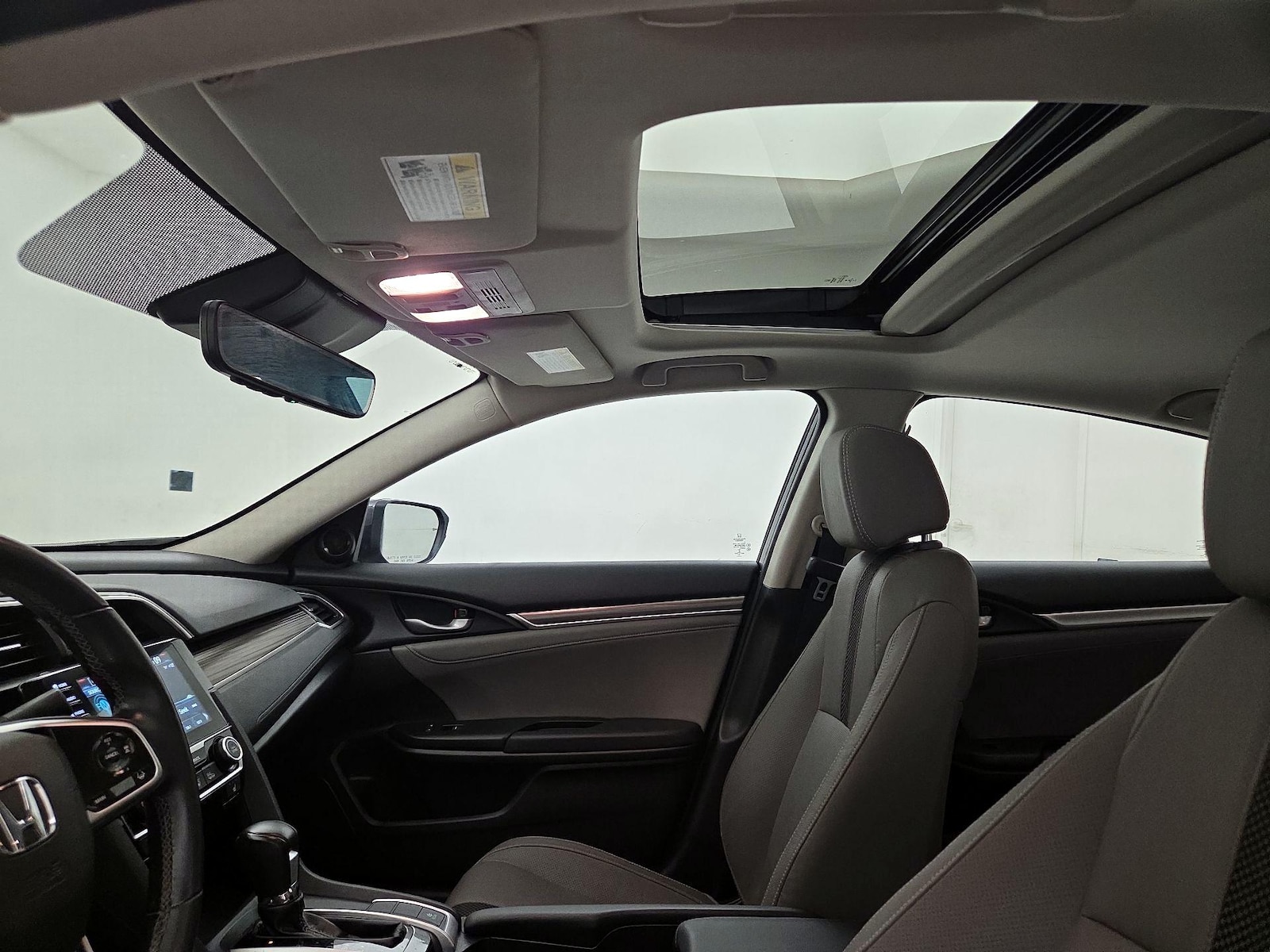 2021 Honda Civic EX-L - Photo 20