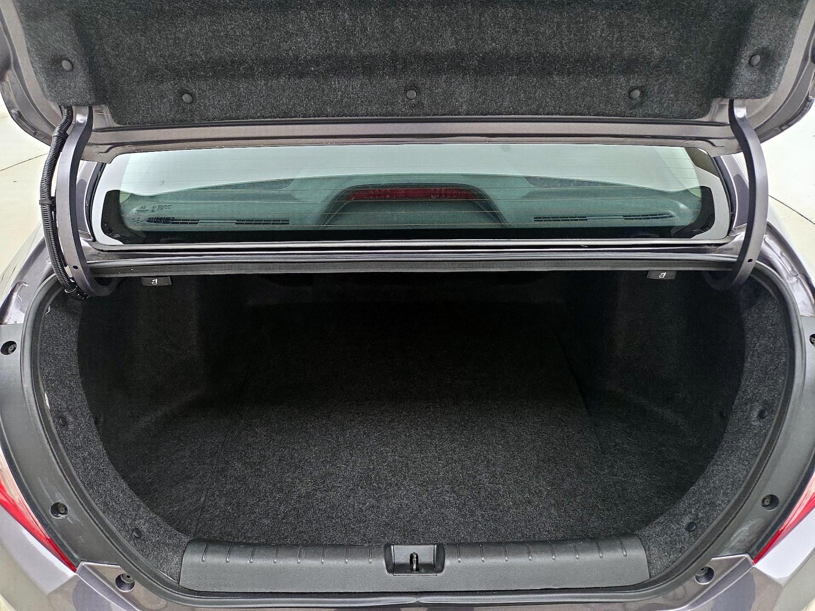 2021 Honda Civic EX-L - Photo 22