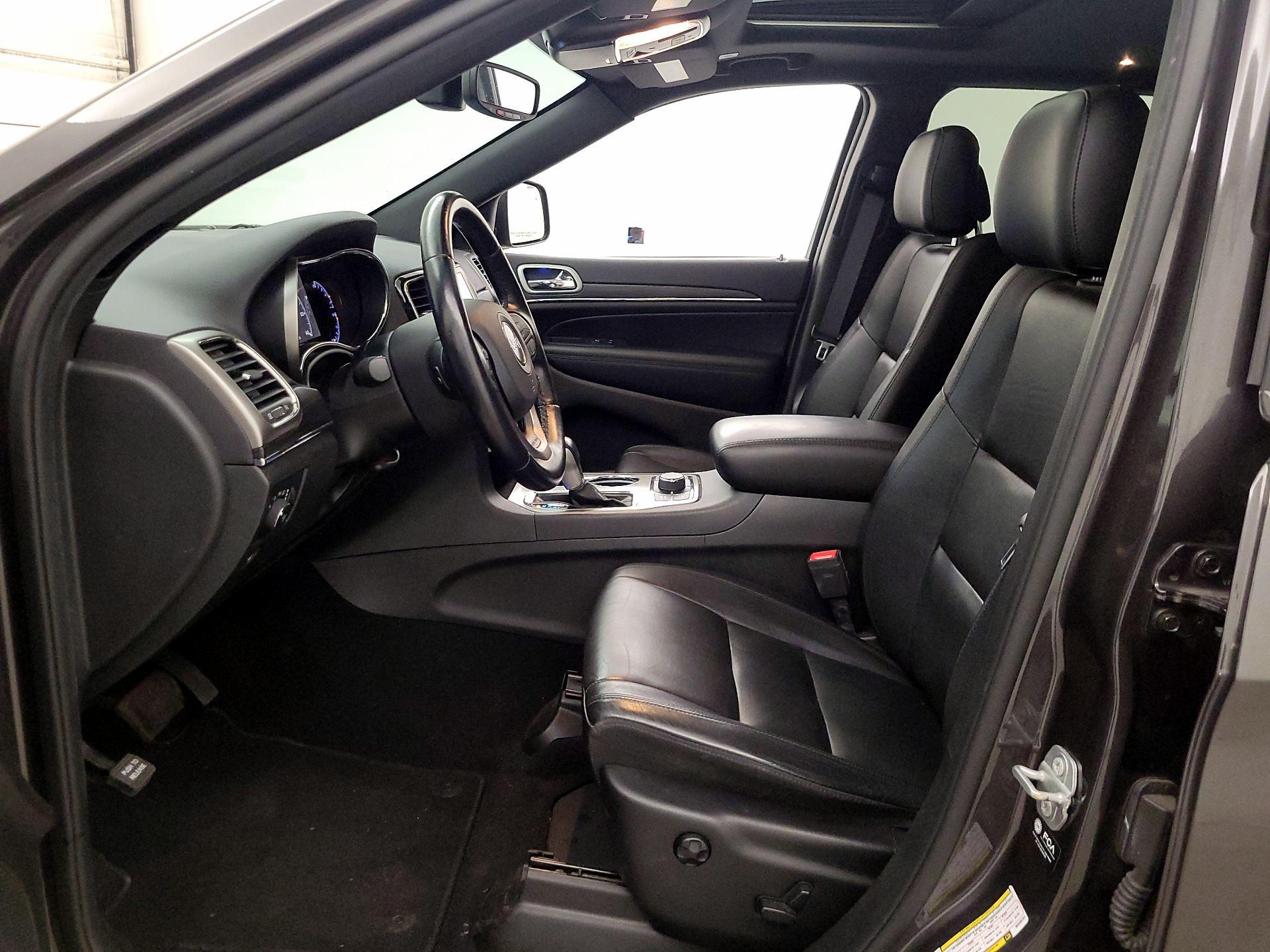 Thumbnail: 2021 Jeep Grand Cherokee - 11