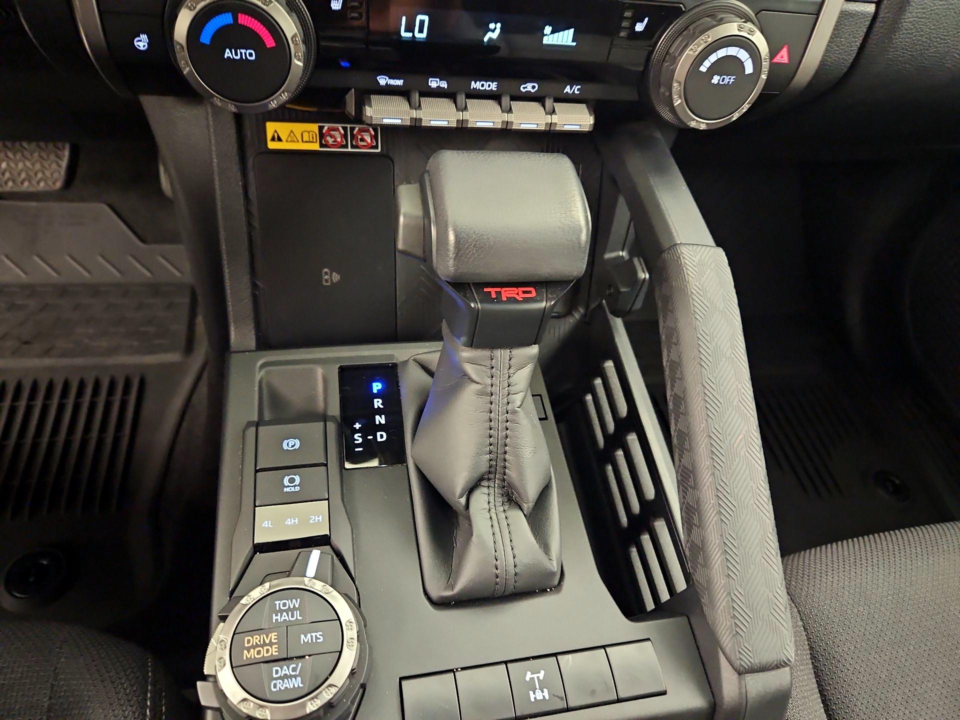 Thumbnail: 2025 Toyota 4Runner - 17