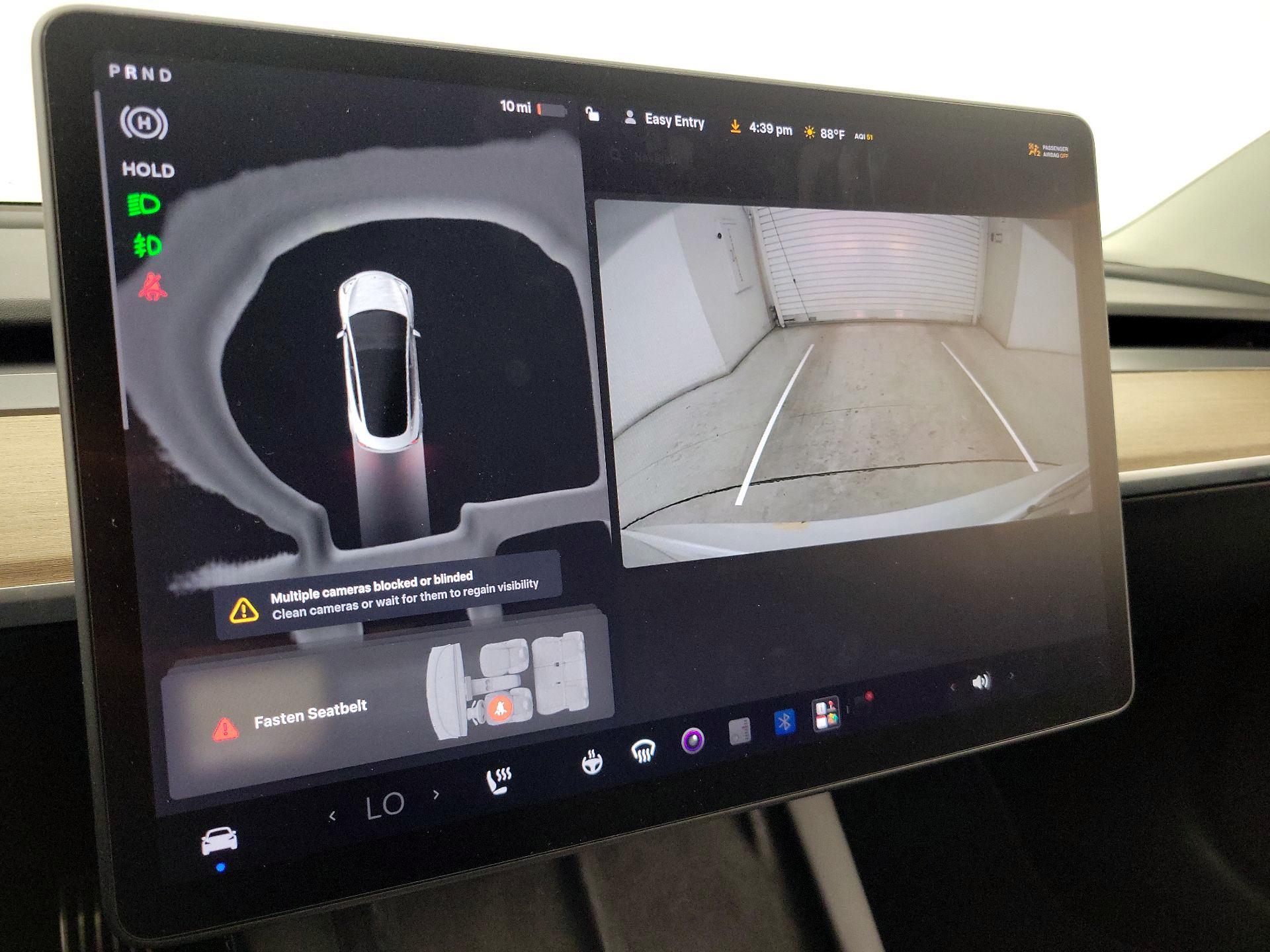 Thumbnail: 2022 Tesla Model 3 - 14