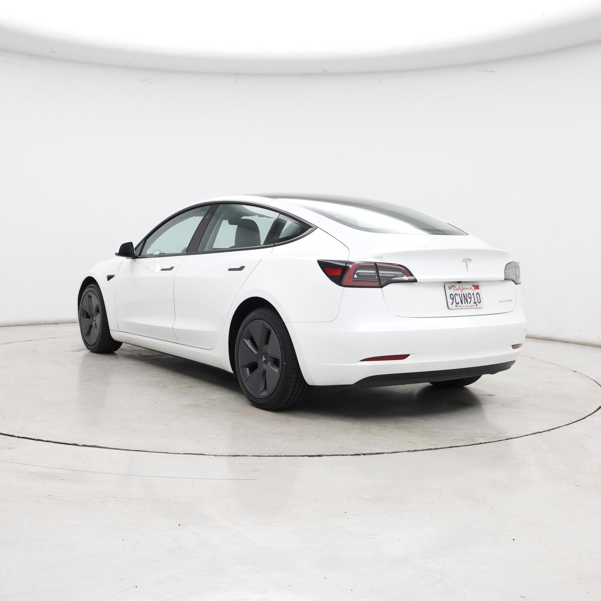Thumbnail: 2022 Tesla Model 3 - 2