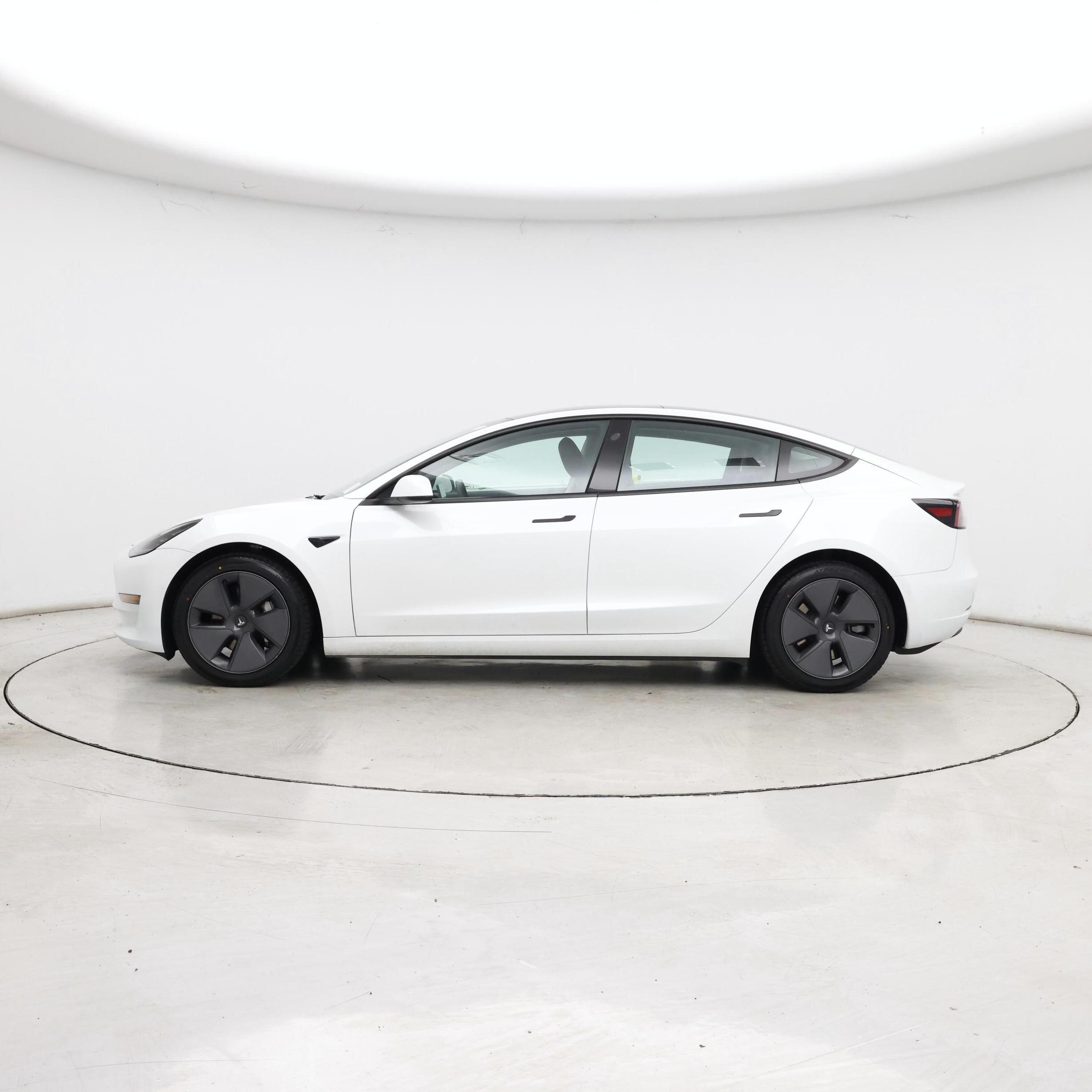 Thumbnail: 2022 Tesla Model 3 - 3