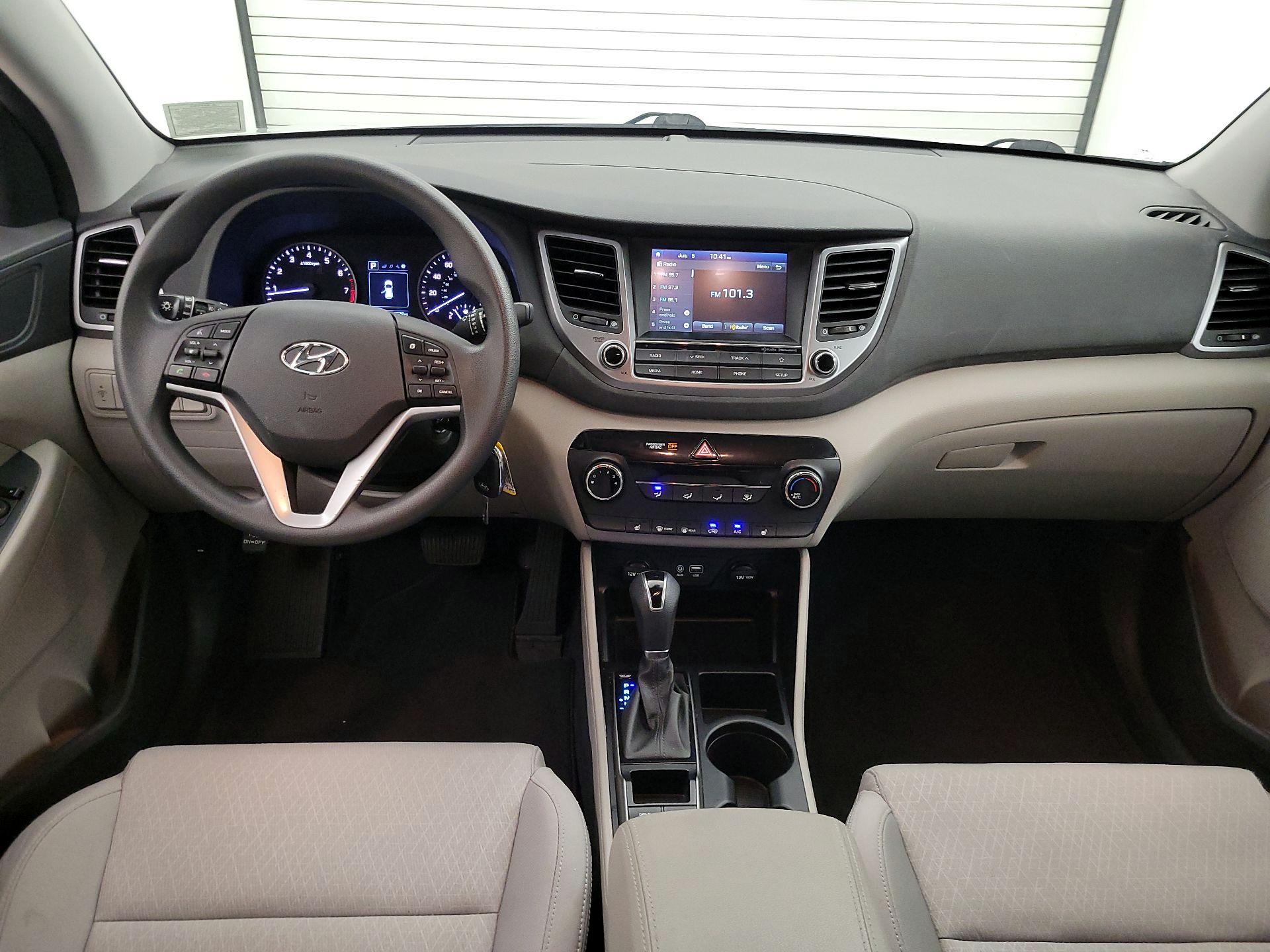Thumbnail: 2018 Hyundai Tucson - 9