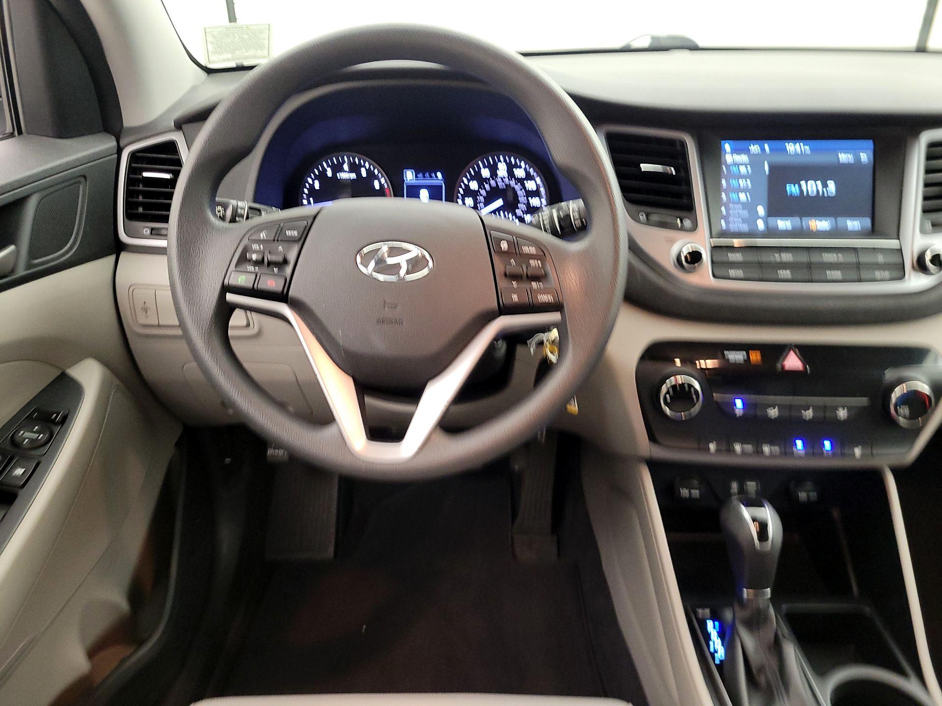 Thumbnail: 2018 Hyundai Tucson - 10