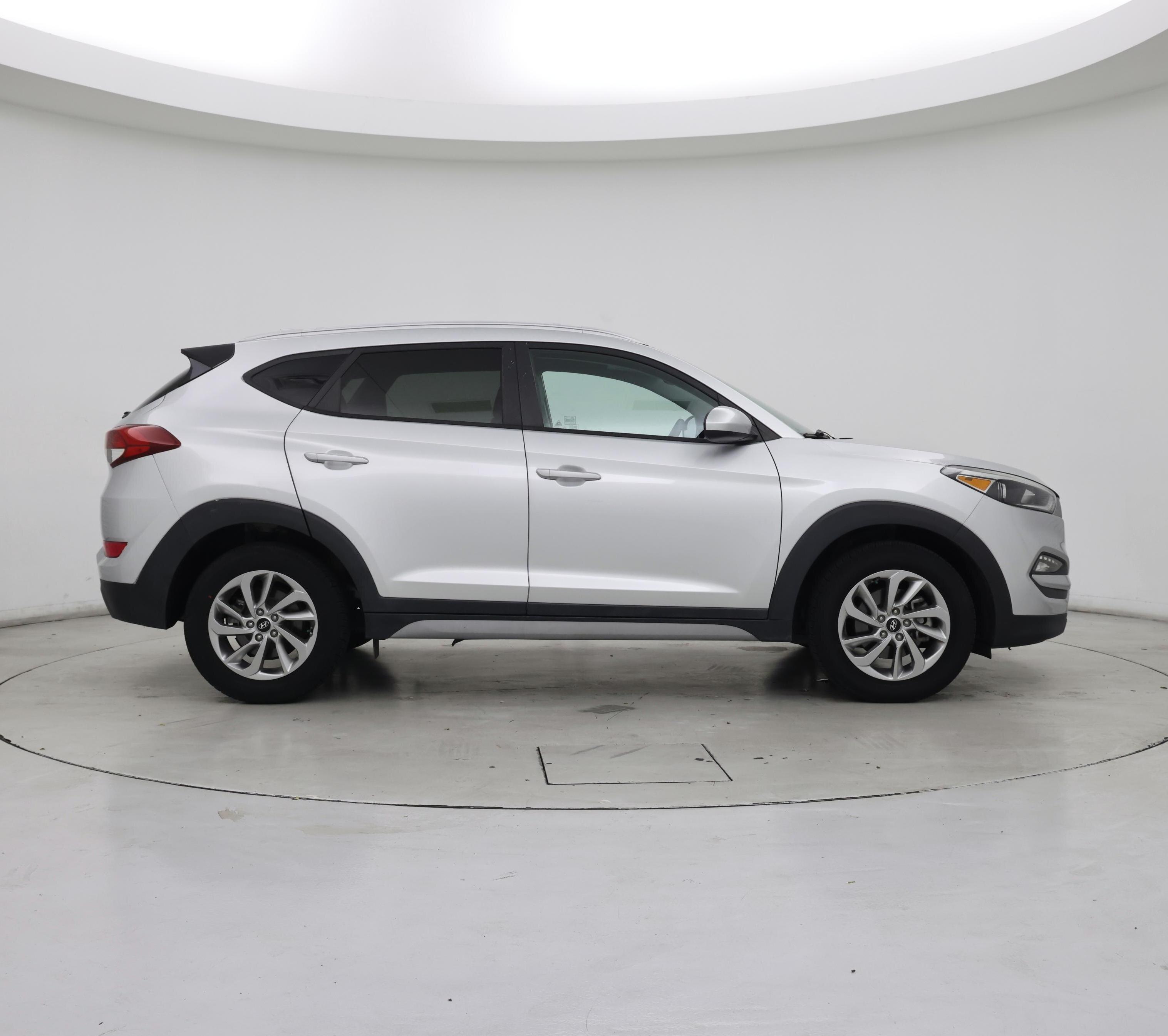 Thumbnail: 2018 Hyundai Tucson - 7