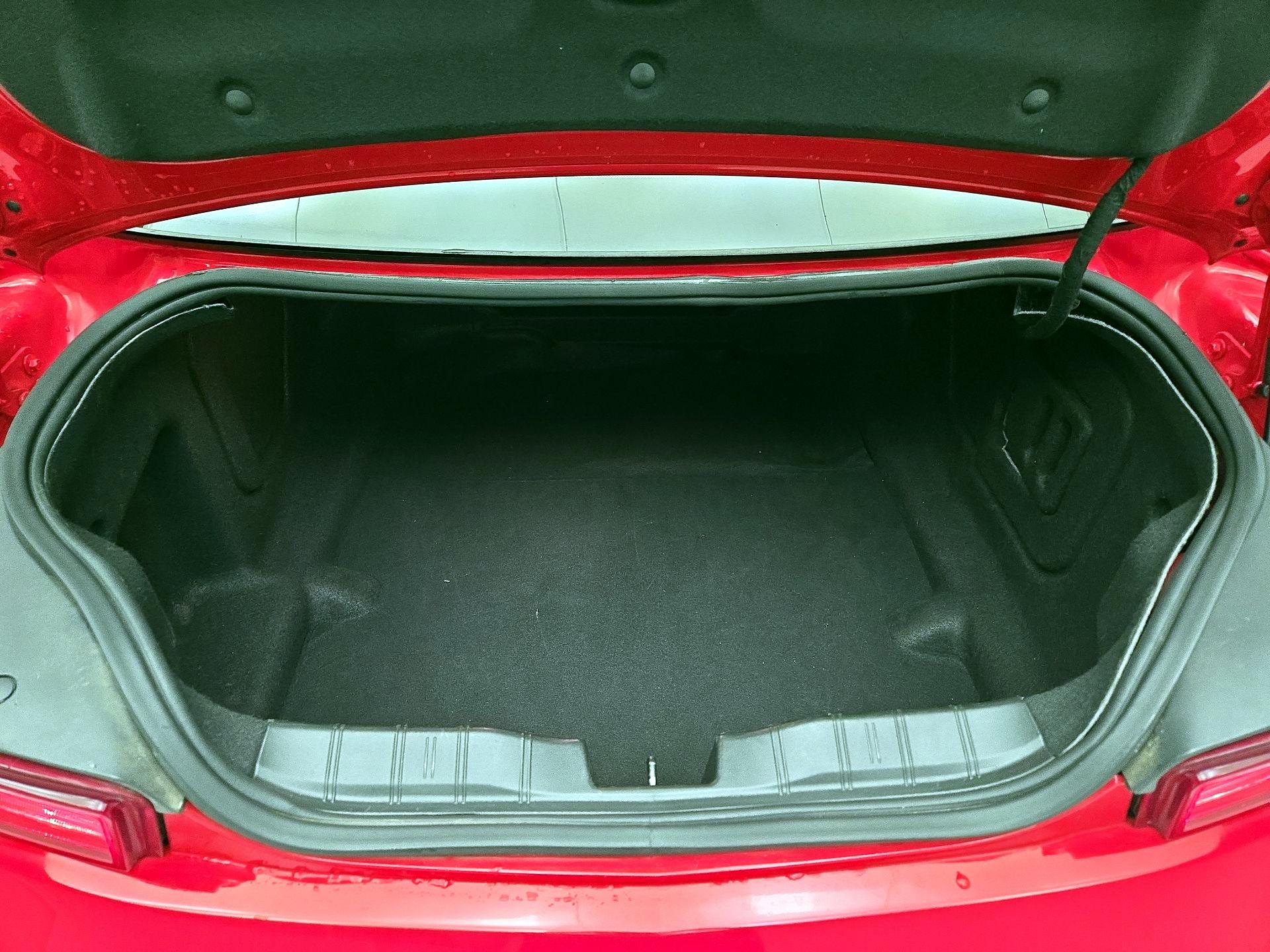 Thumbnail: 2017 Chevrolet Camaro - 18