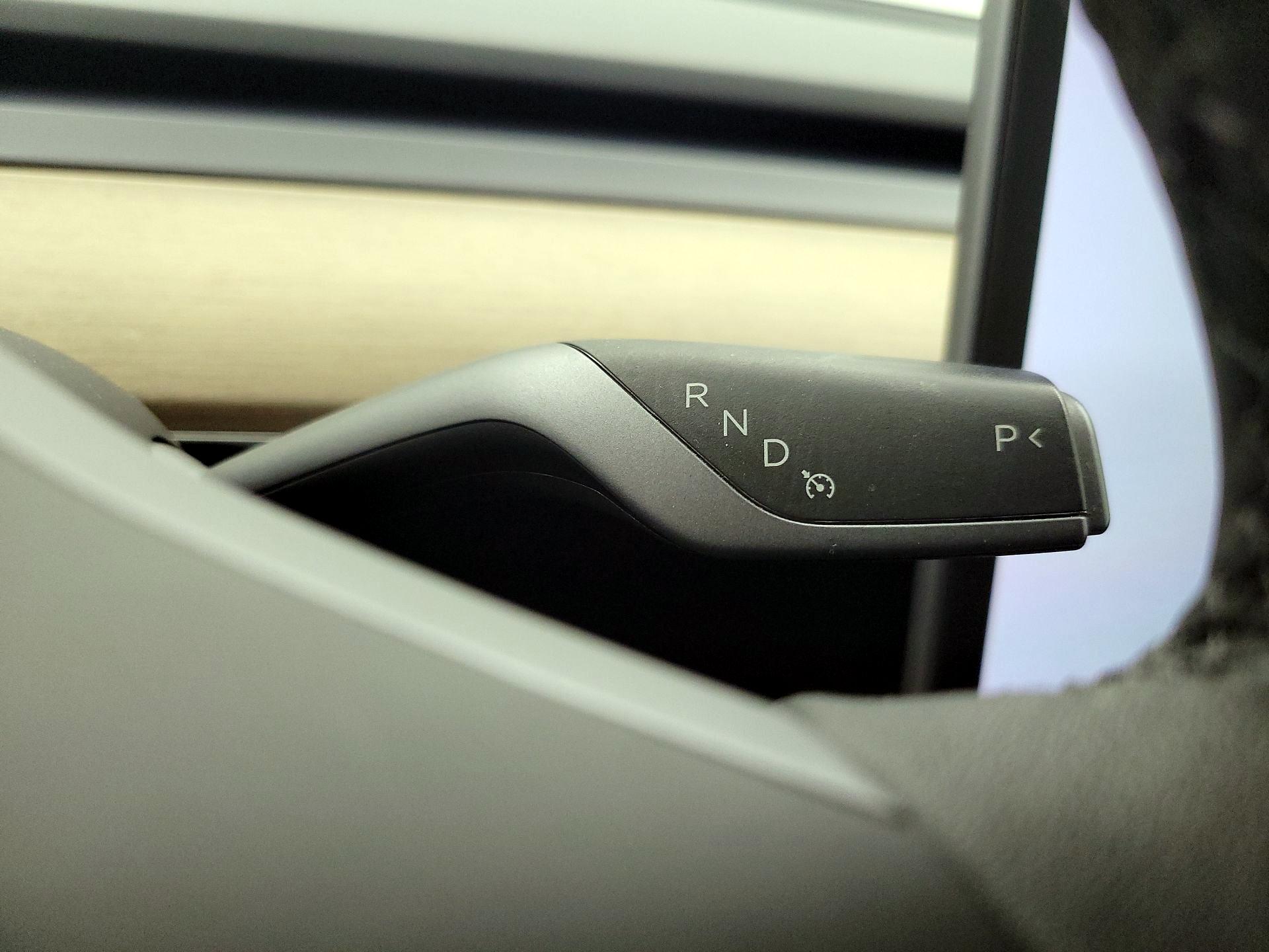 Thumbnail: 2023 Tesla Model Y - 17