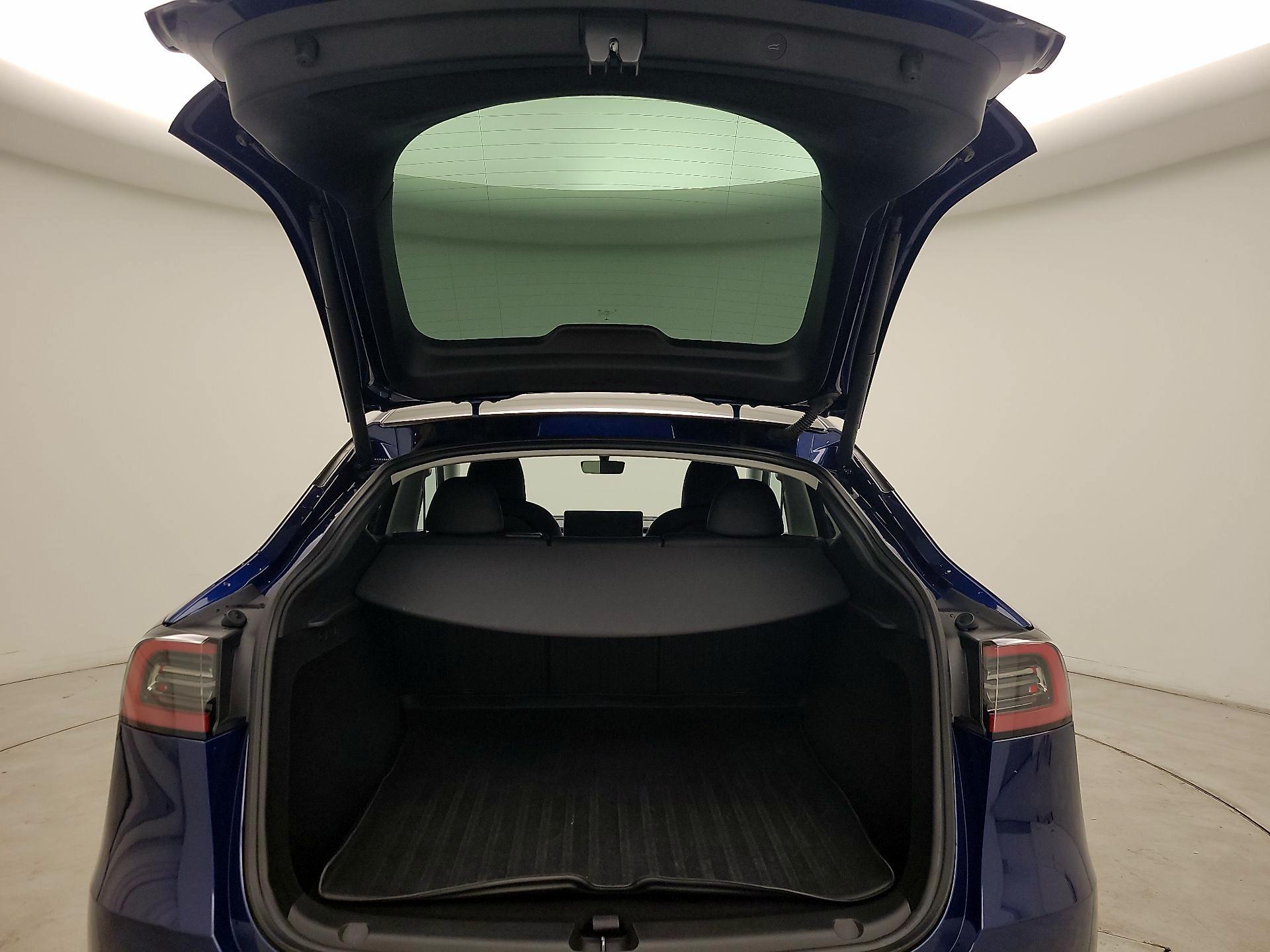 Thumbnail: 2023 Tesla Model Y - 19