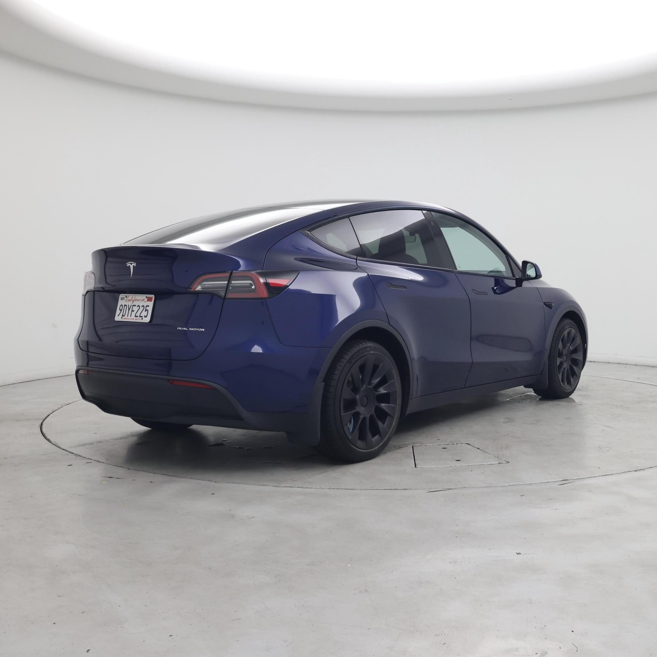 Thumbnail: 2023 Tesla Model Y - 8