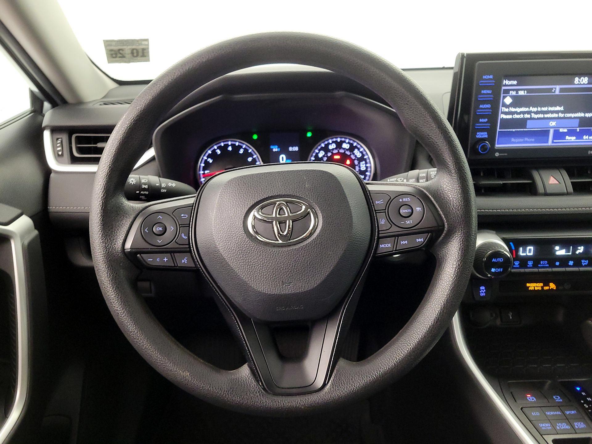 Thumbnail: 2021 Toyota RAV4 - 10