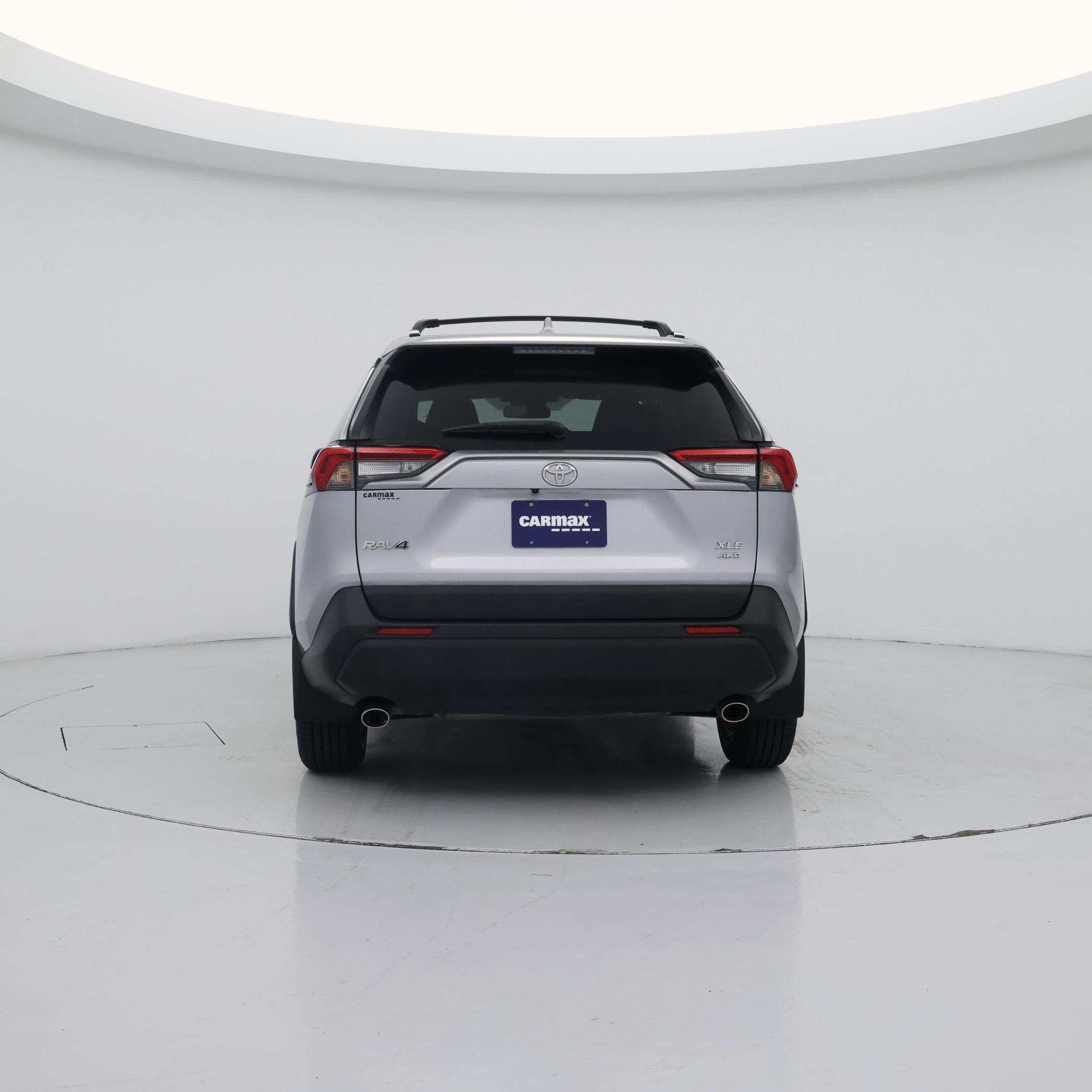 Thumbnail: 2021 Toyota RAV4 - 6