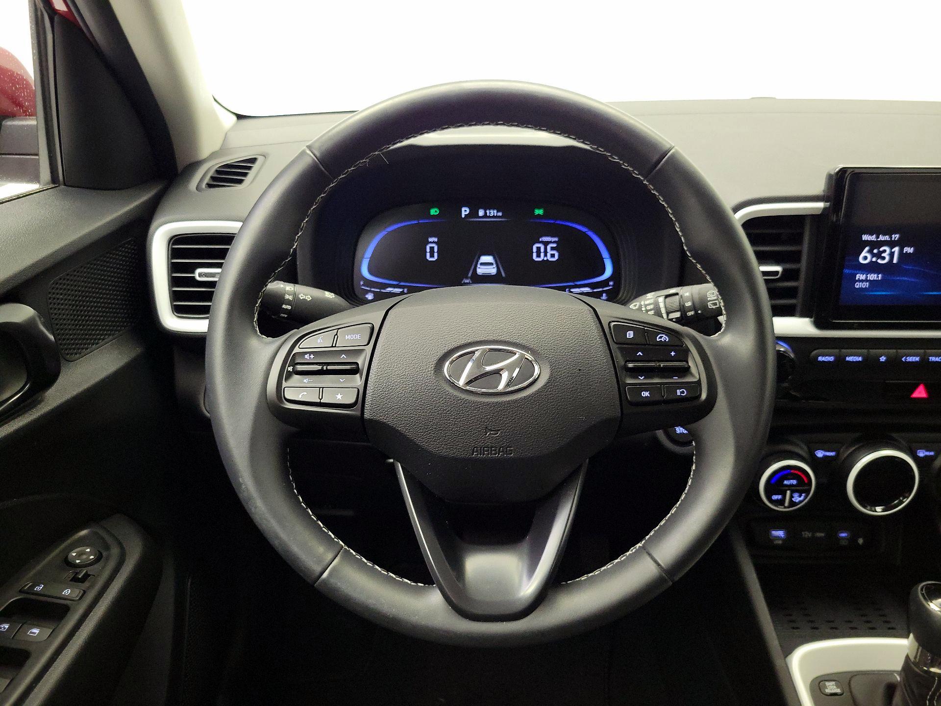 Thumbnail: 2024 Hyundai Venue - 10