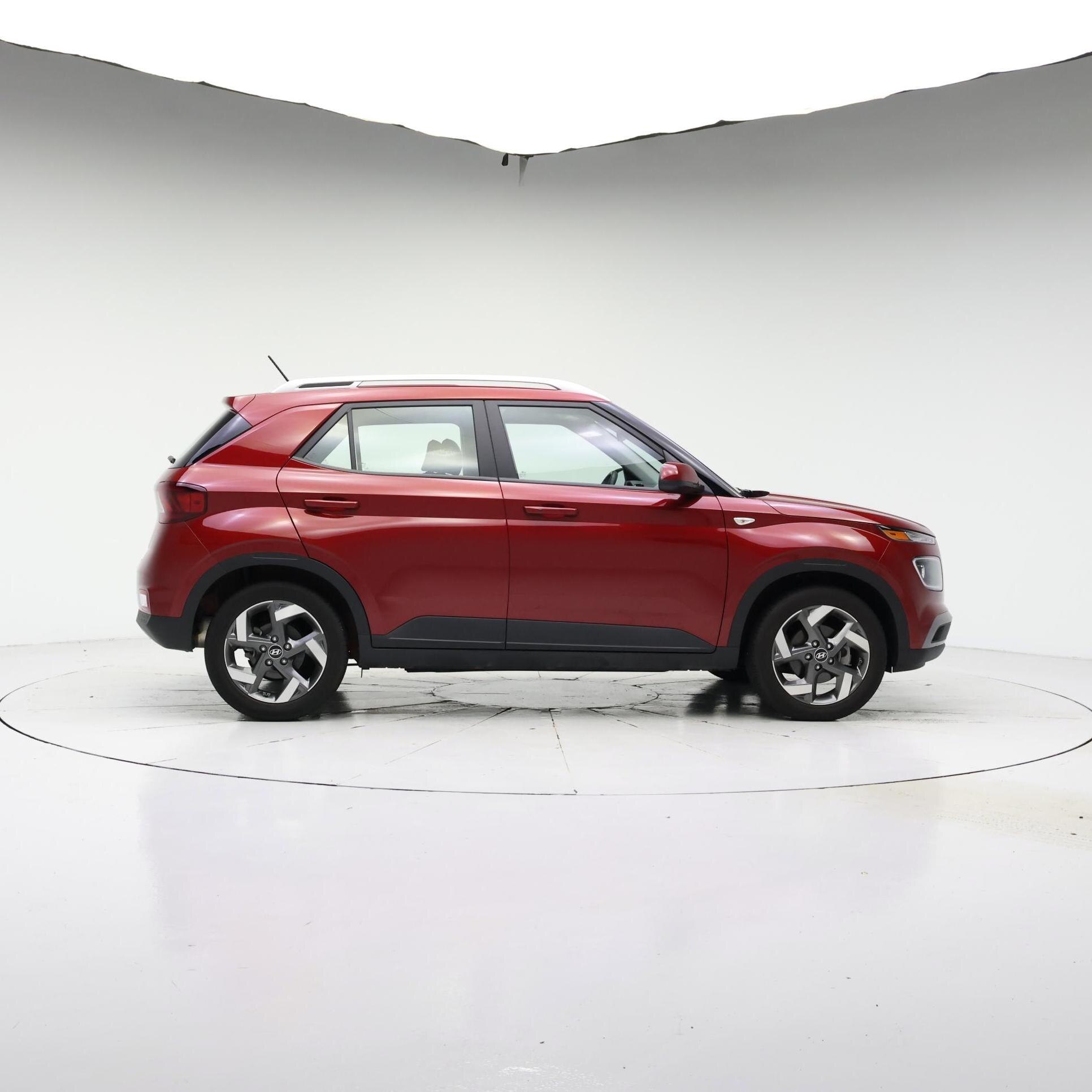 Thumbnail: 2024 Hyundai Venue - 3
