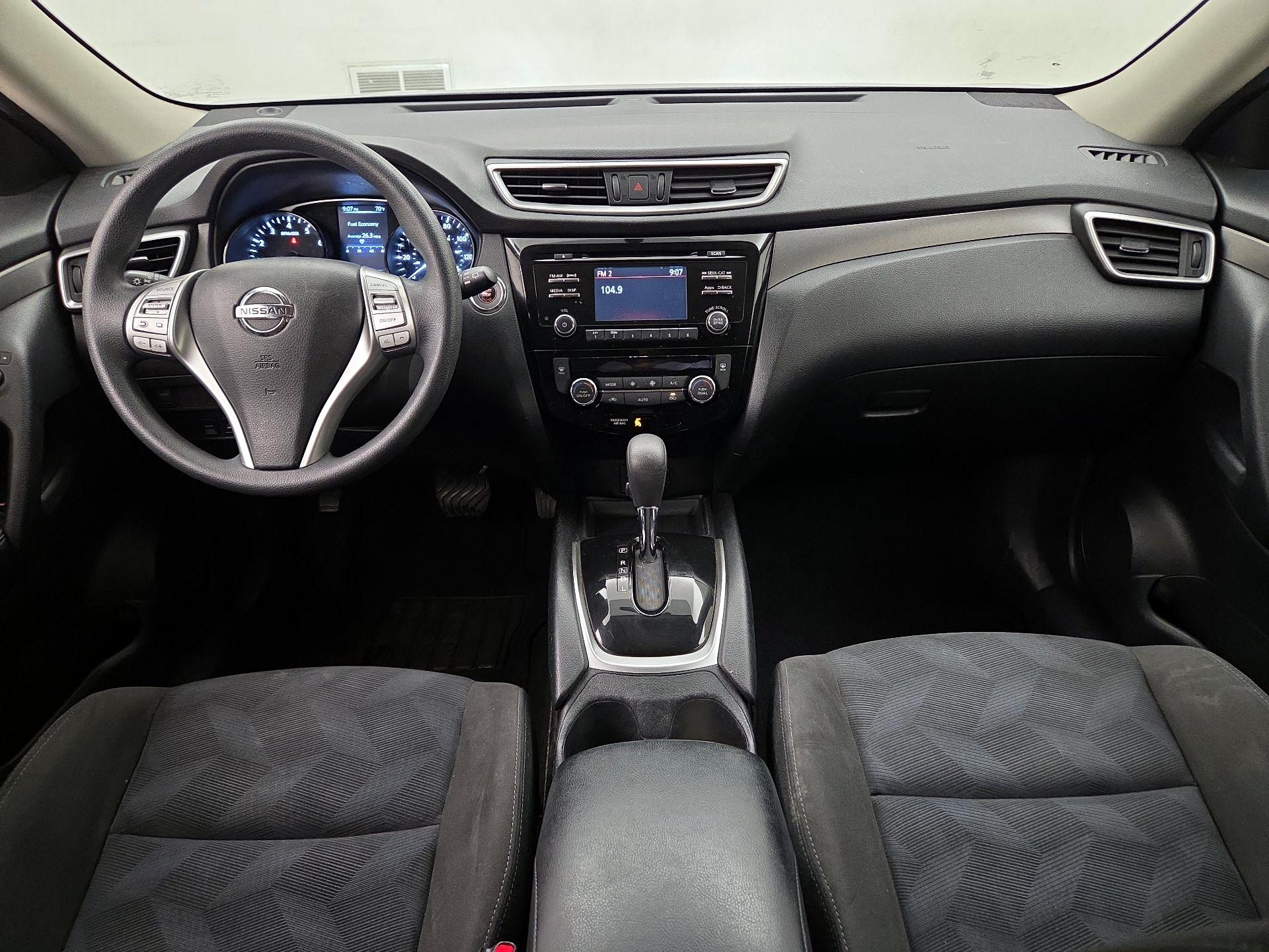 Thumbnail: 2015 Nissan Rogue - 9