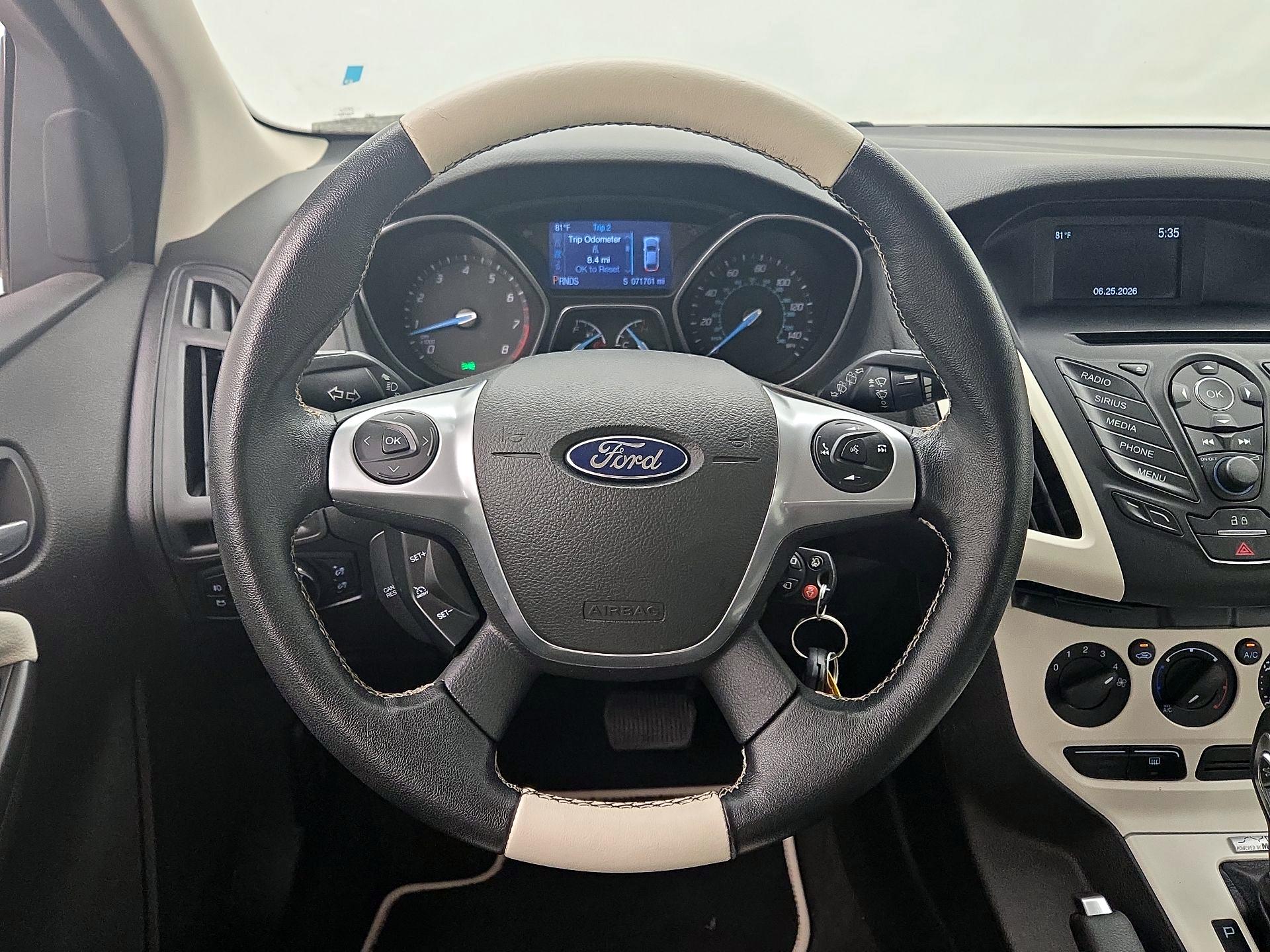 Thumbnail: 2014 Ford Focus - 10
