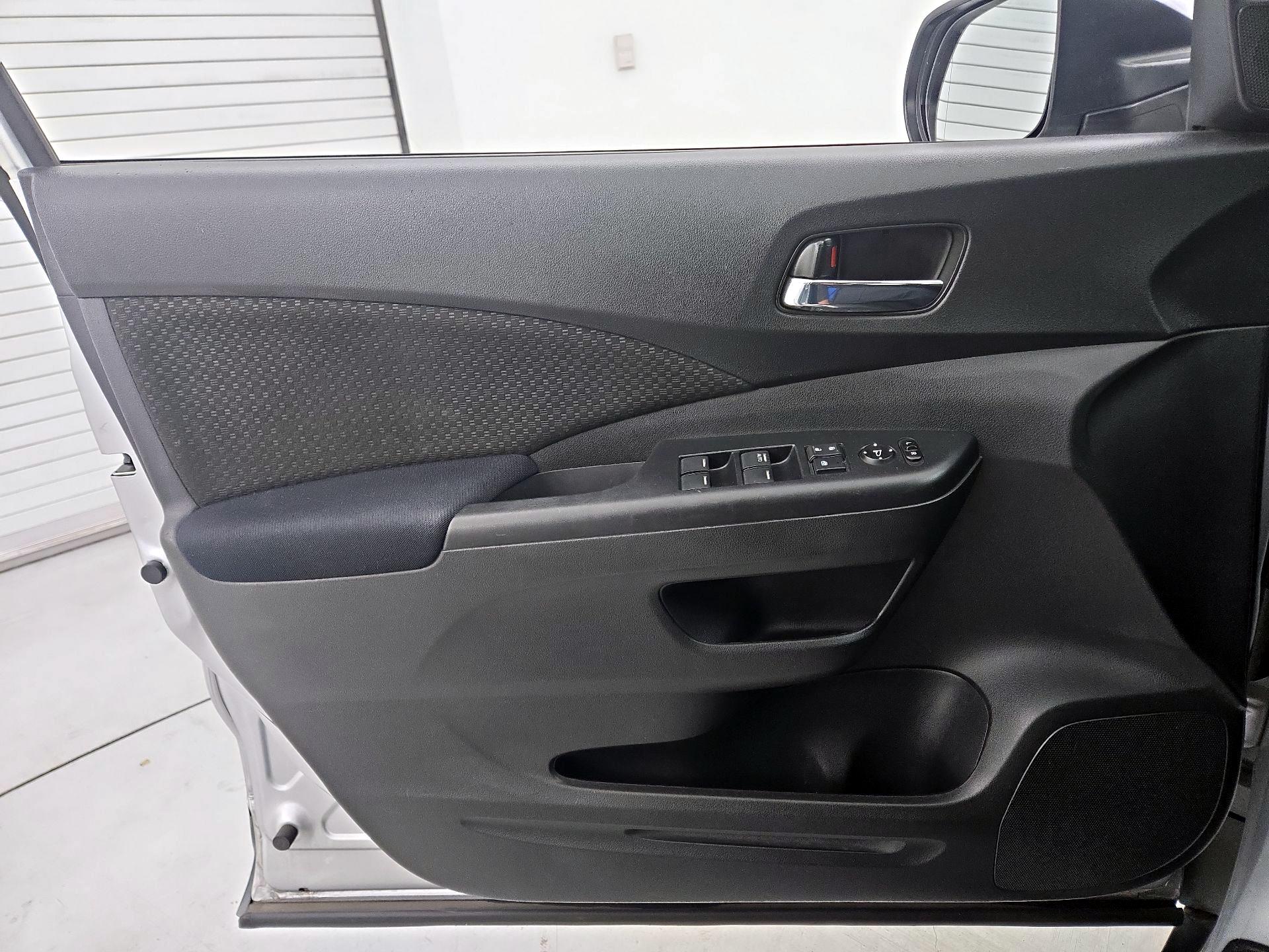 Thumbnail: 2016 Honda CR-V - 12