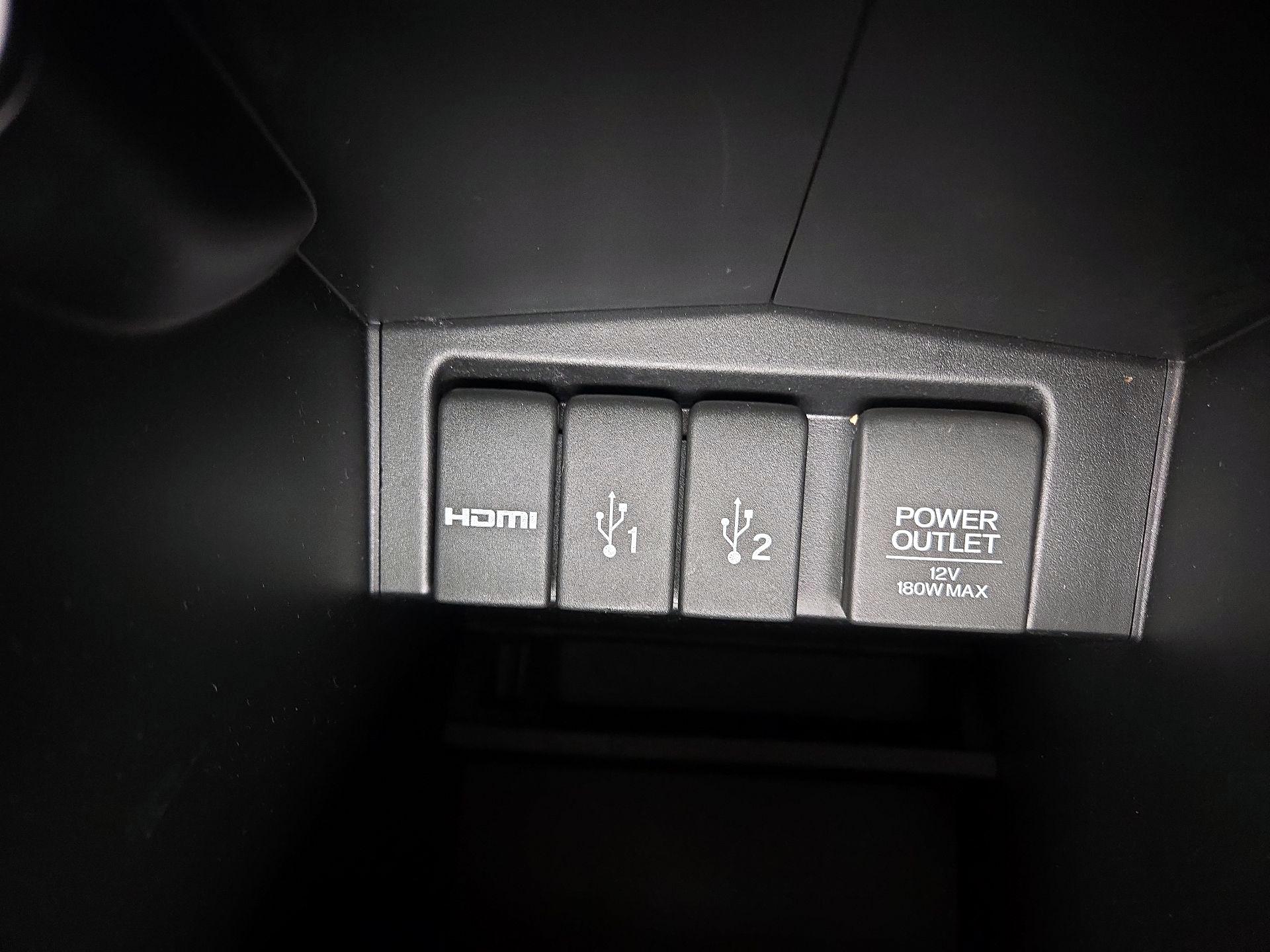 Thumbnail: 2016 Honda CR-V - 18