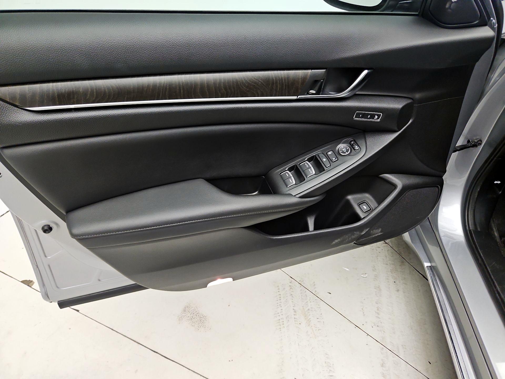 Thumbnail: 2021 Honda Accord - 12