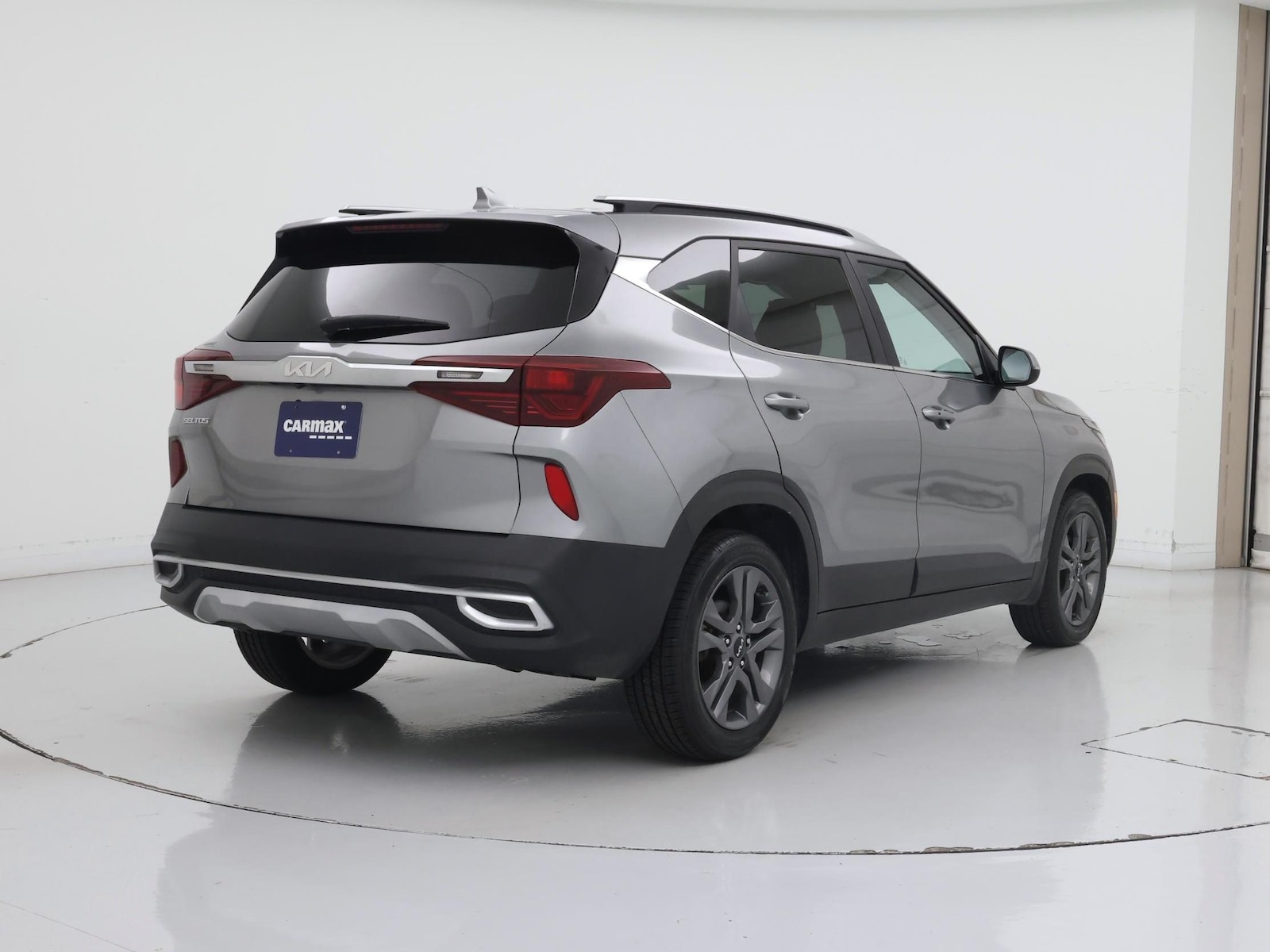 2023 Kia Seltos S - Photo 9