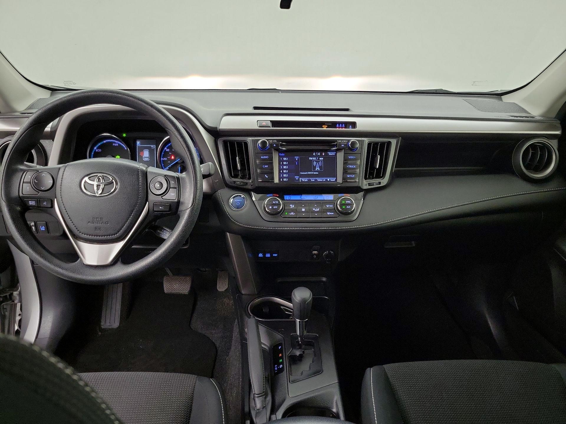 Thumbnail: 2018 Toyota RAV4 - 9