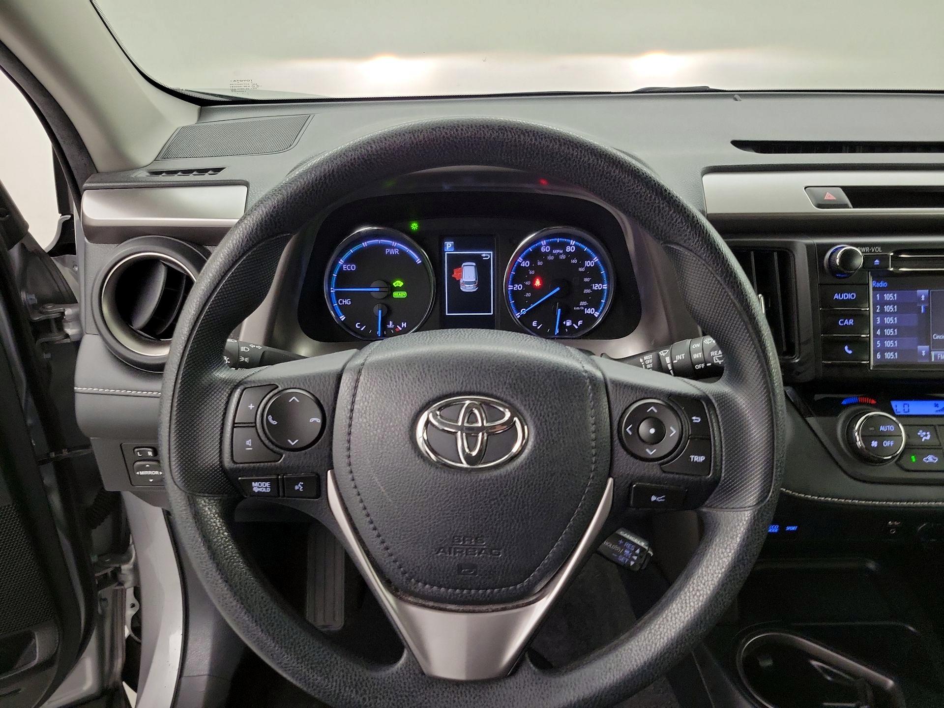 Thumbnail: 2018 Toyota RAV4 - 10