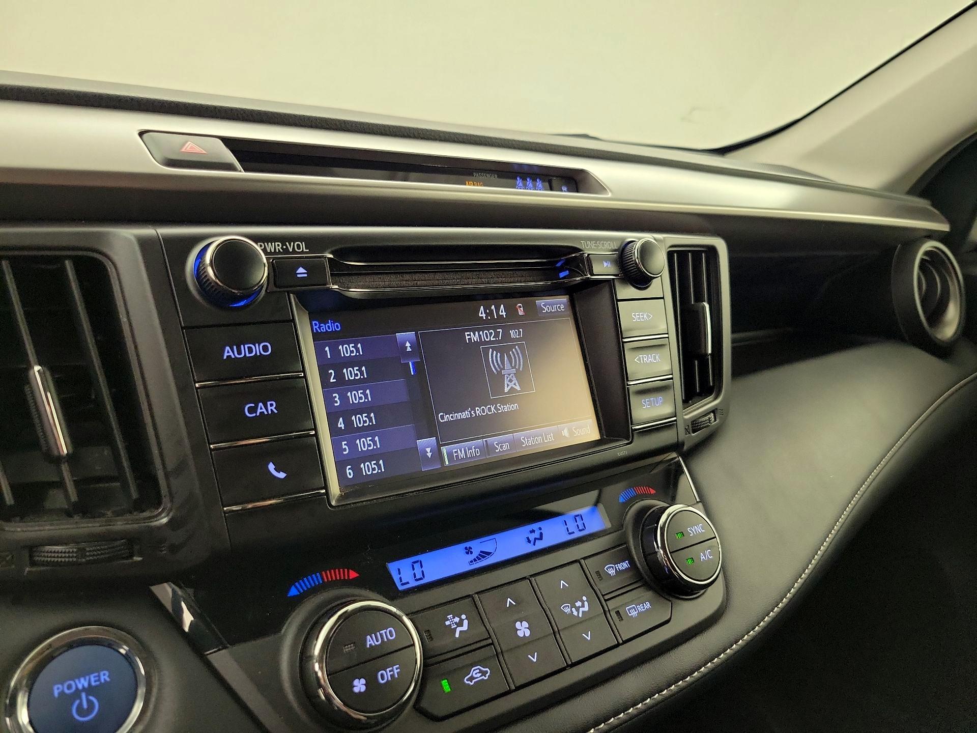 Thumbnail: 2018 Toyota RAV4 - 15