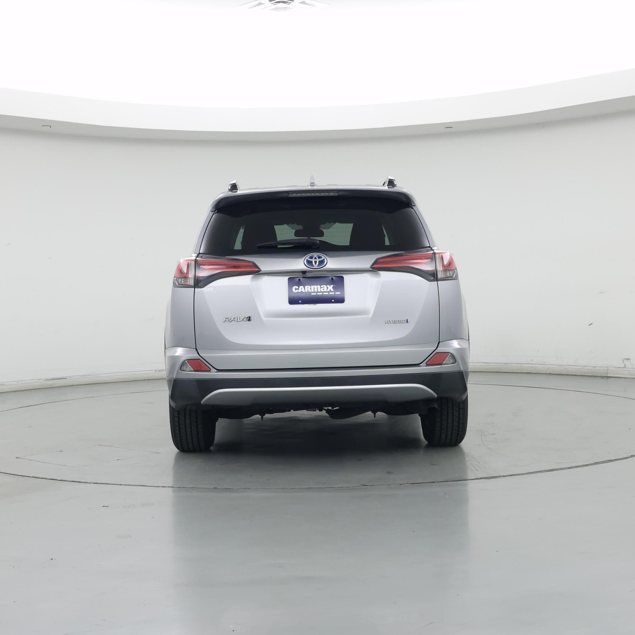 Thumbnail: 2018 Toyota RAV4 - 6