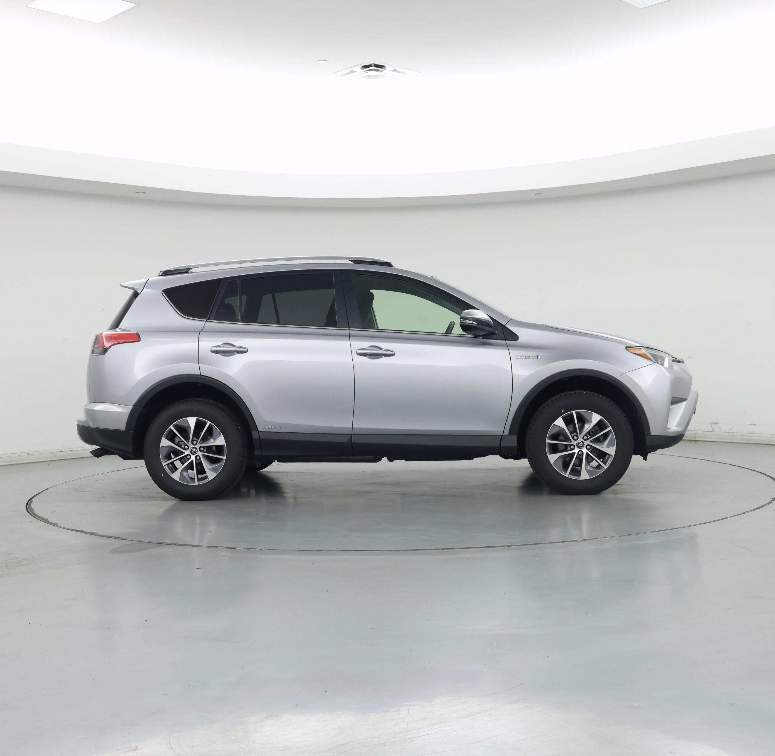 Thumbnail: 2018 Toyota RAV4 - 7