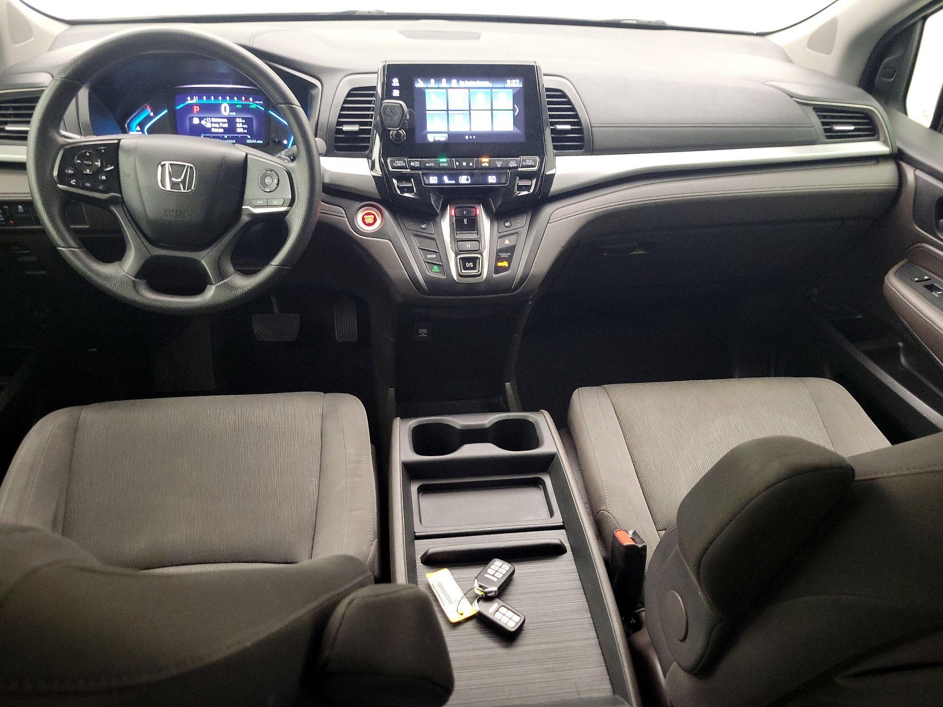Thumbnail: 2018 Honda Odyssey - 9