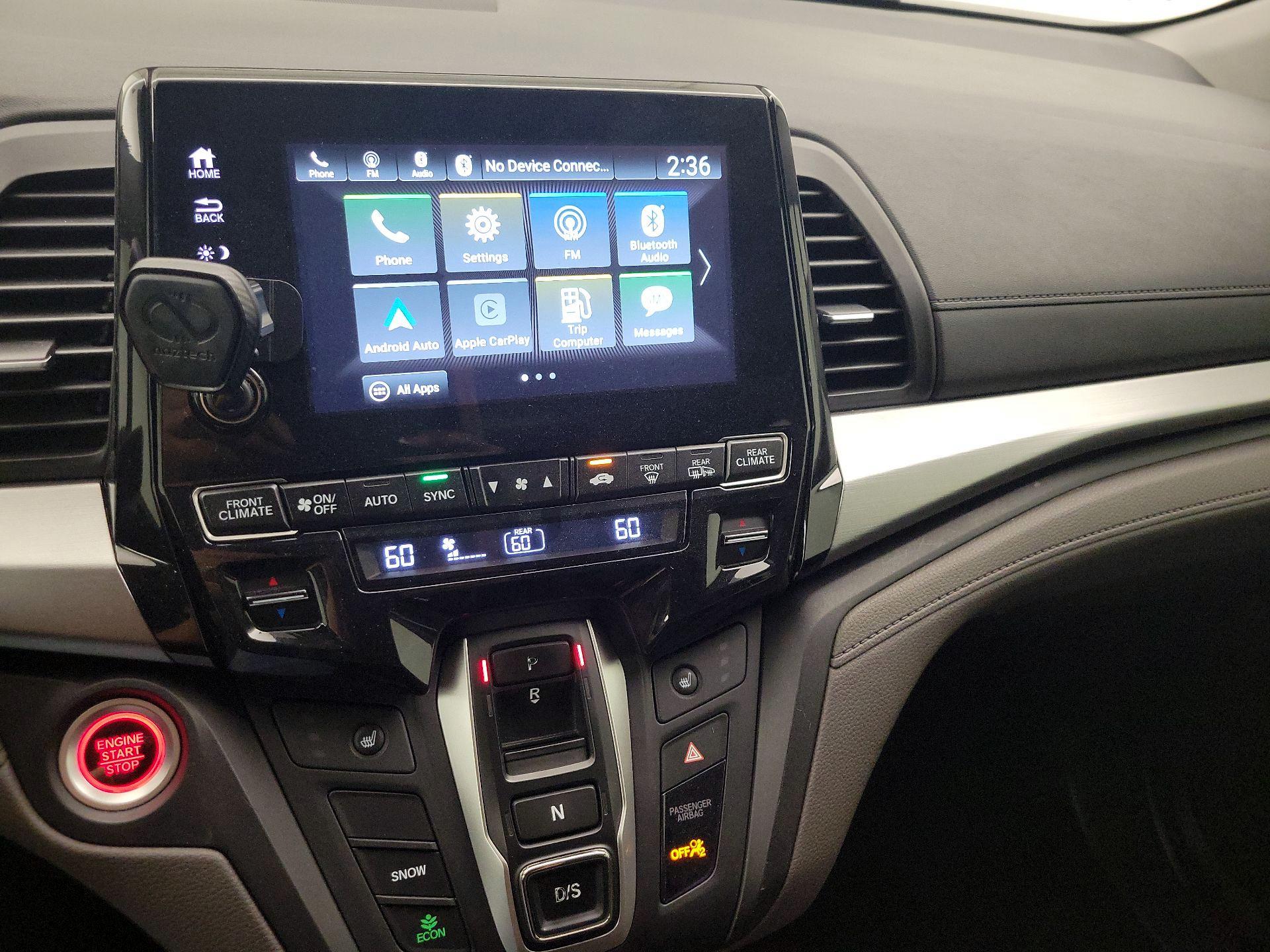 Thumbnail: 2018 Honda Odyssey - 15