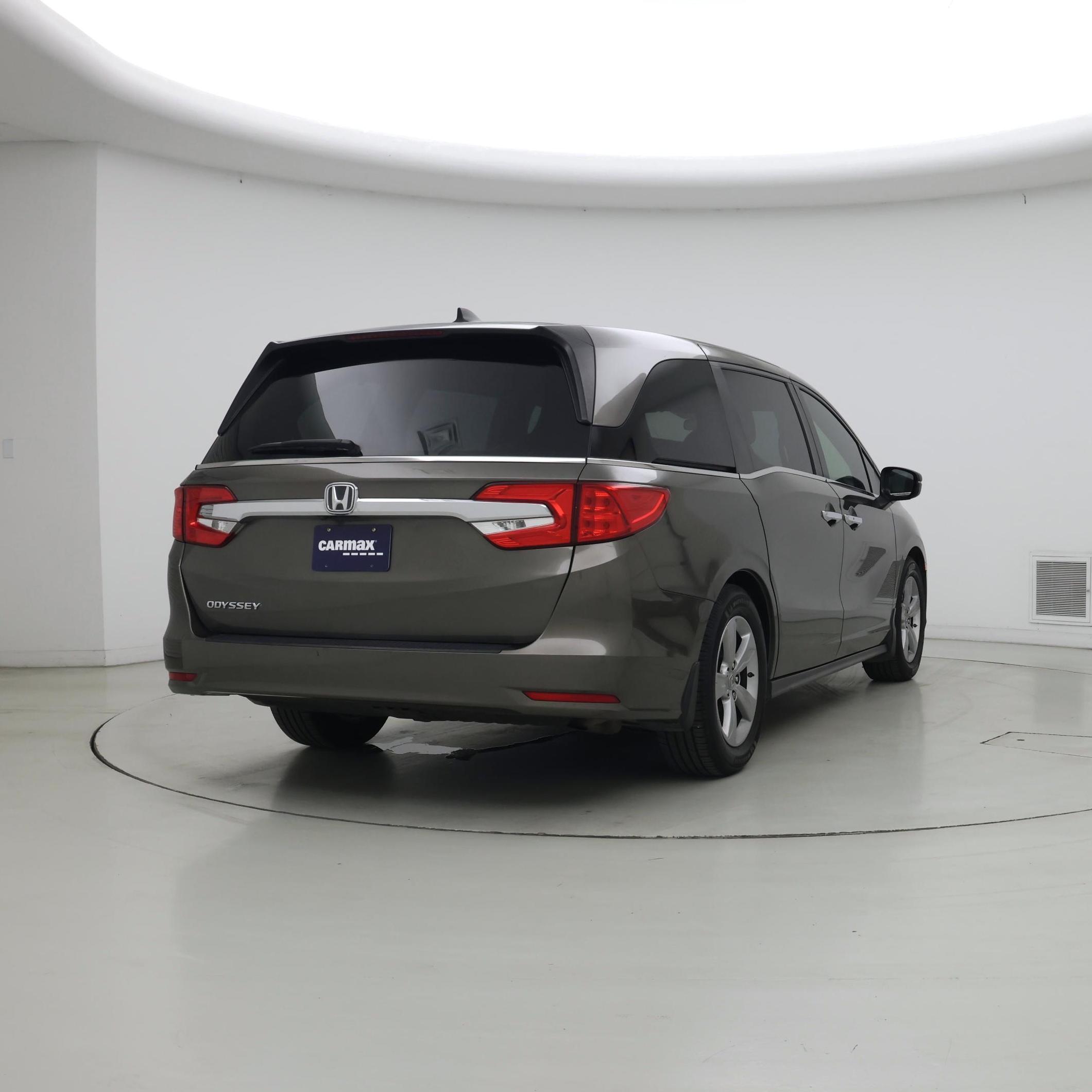 Thumbnail: 2018 Honda Odyssey - 8