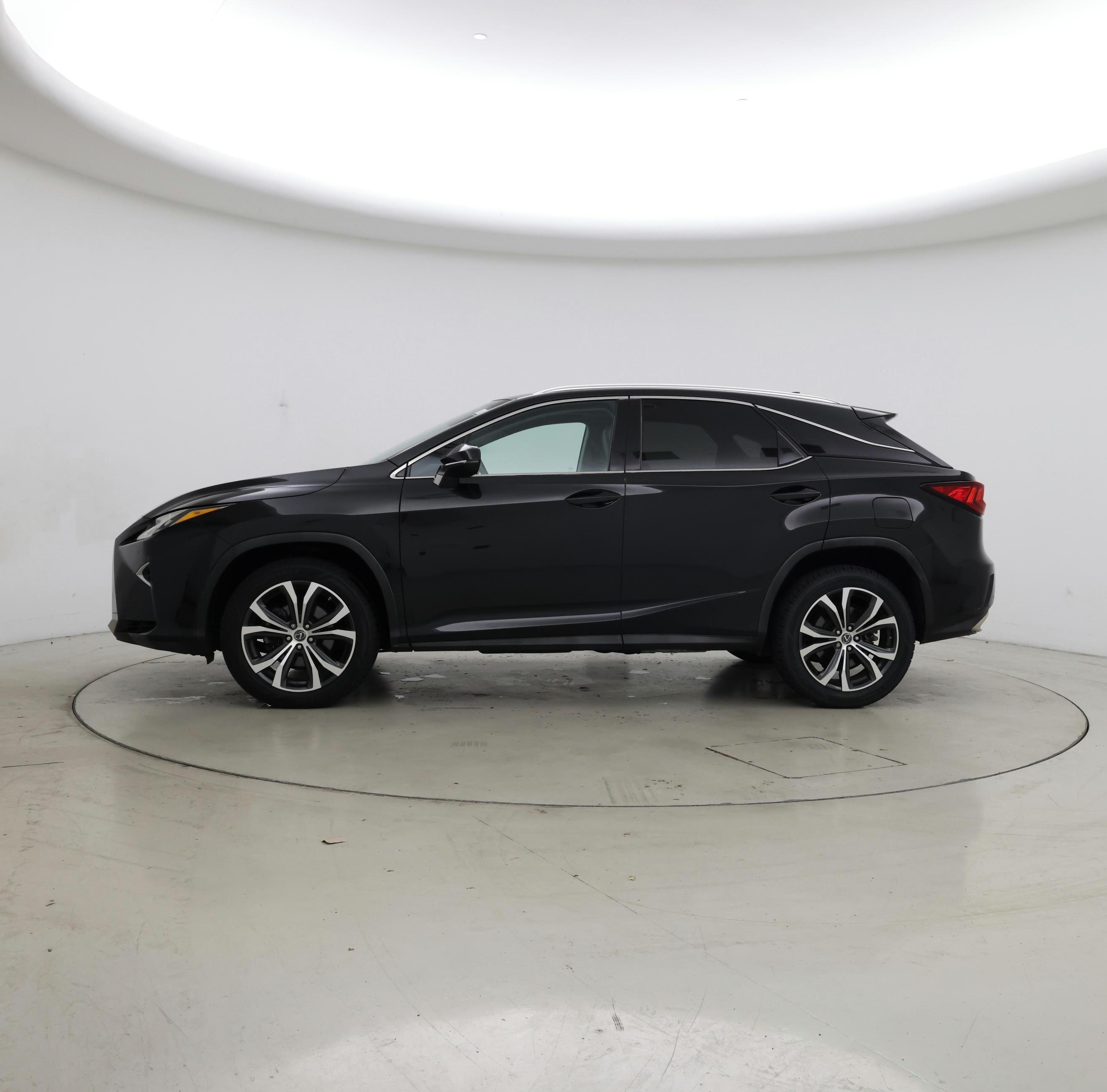 Thumbnail: 2018 Lexus RX - 3
