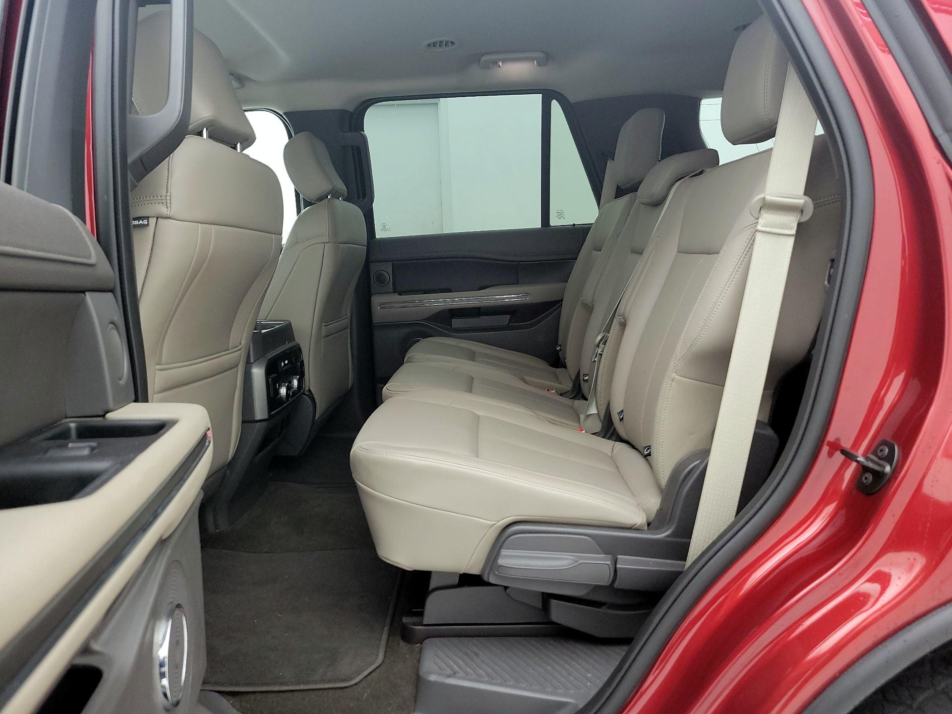 Thumbnail: 2019 Ford Expedition - 20