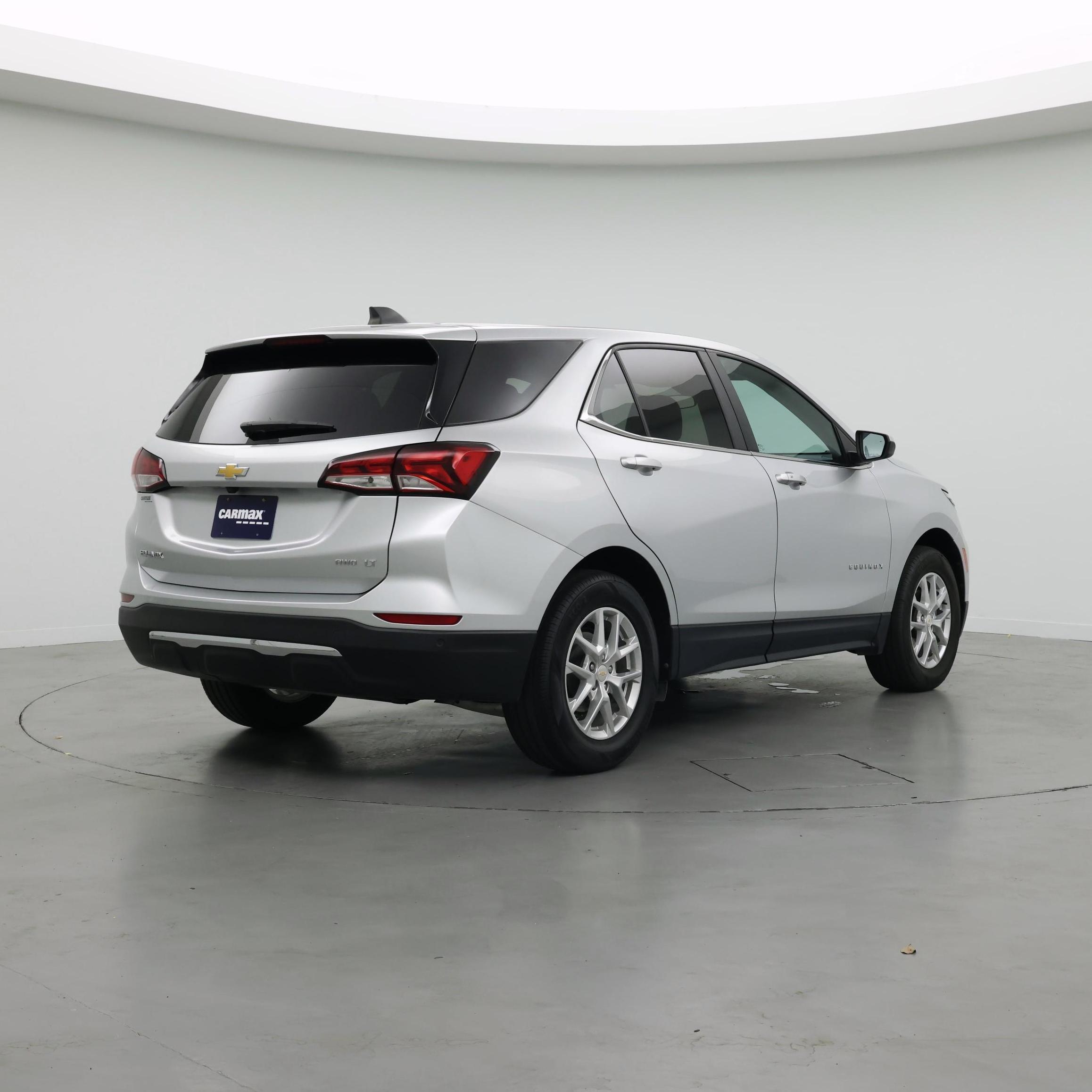 Thumbnail: 2022 Chevrolet Equinox - 8