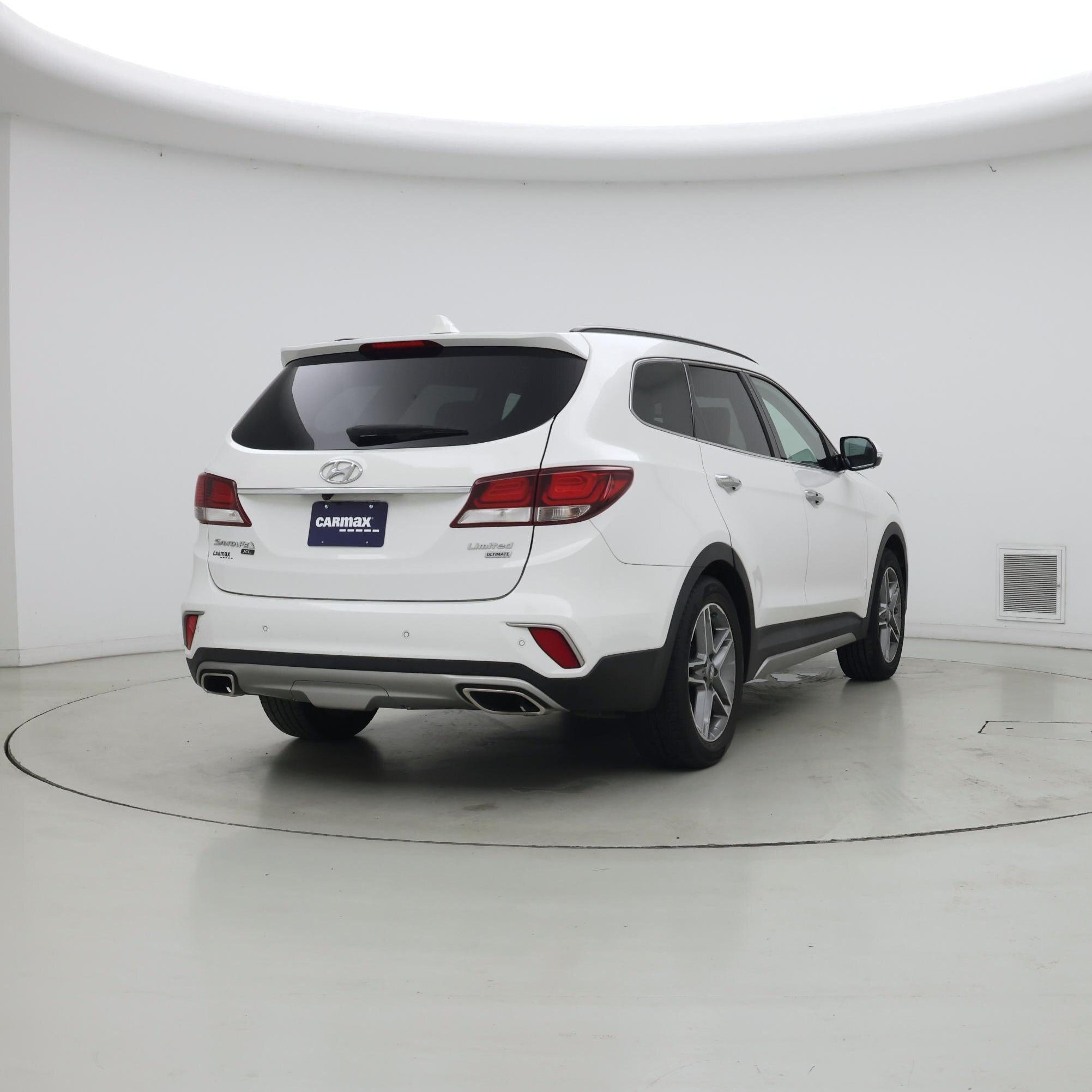 Thumbnail: 2019 Hyundai Santa Fe - 8