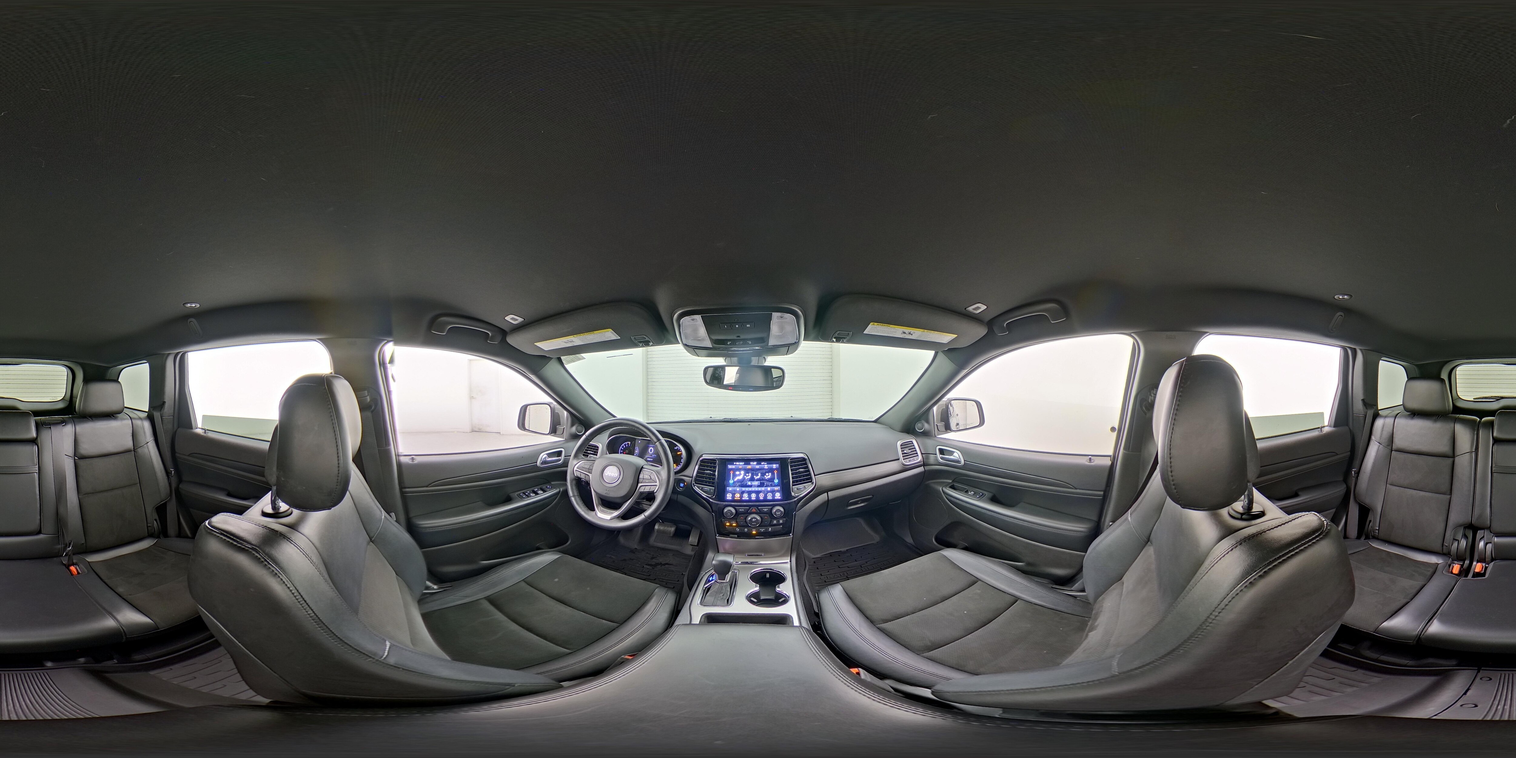 2019 Jeep Grand Cherokee Altitude - Photo 25