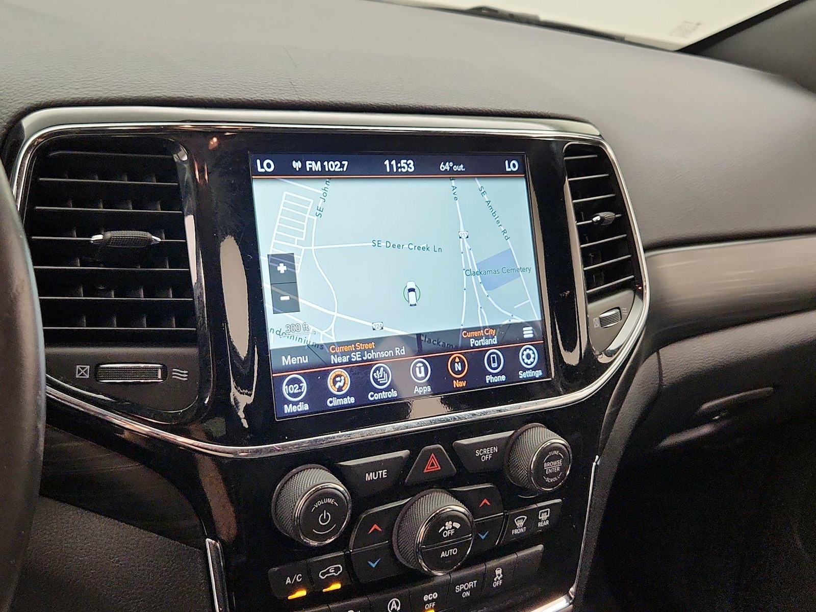 2019 Jeep Grand Cherokee Altitude - Photo 15