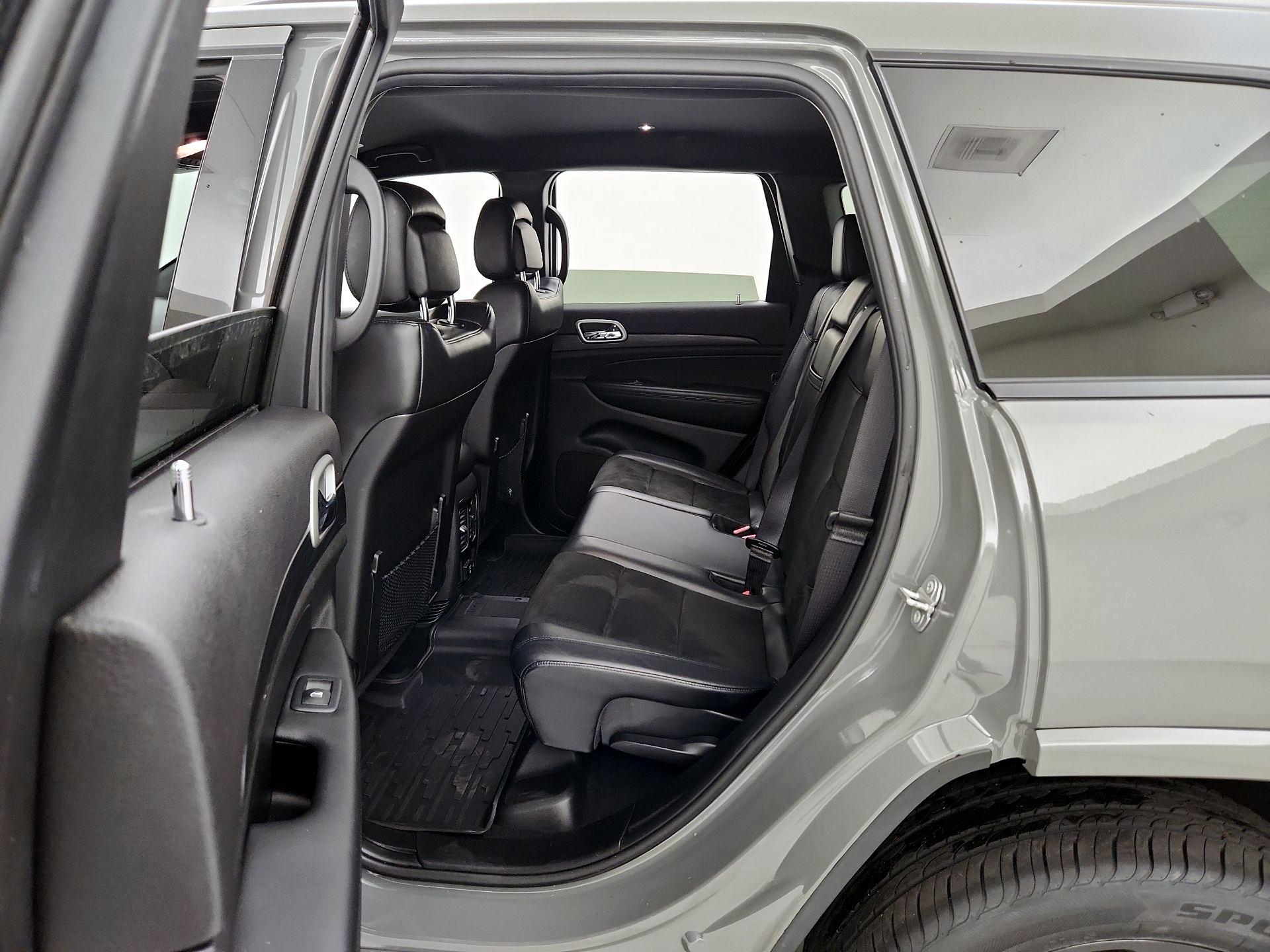 Thumbnail: 2019 Jeep Grand Cherokee - 20